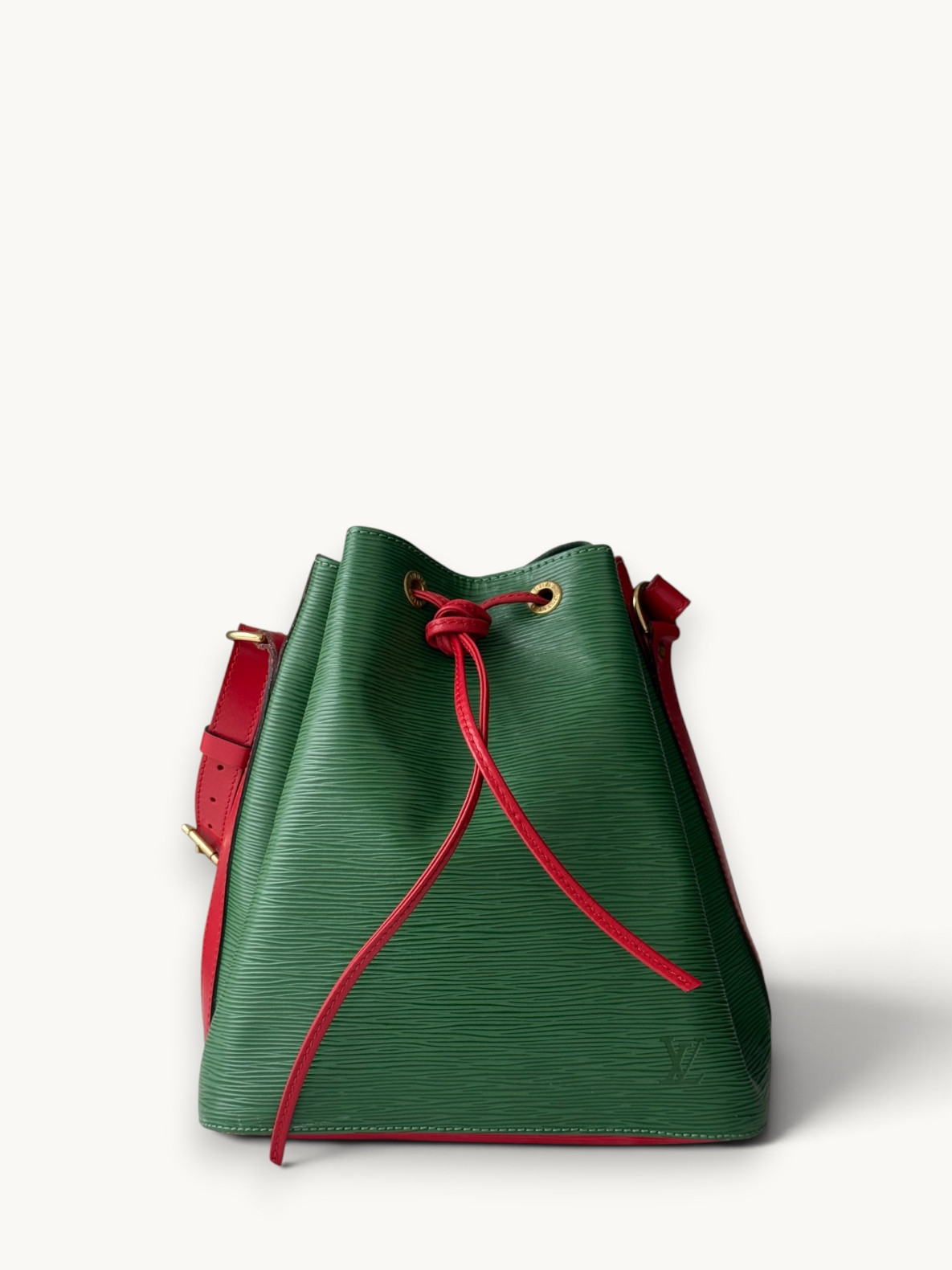 Сумки Louis Vuitton Noe изображение #1