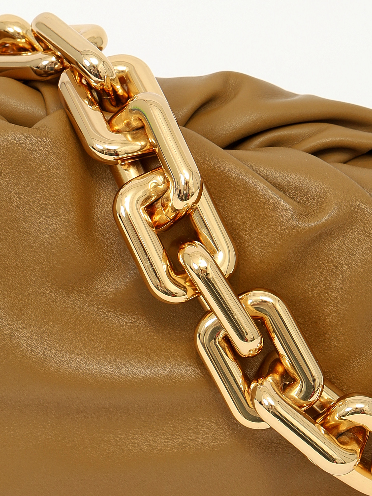 Сумки Bottega Veneta Chain Pouch изображение #8
