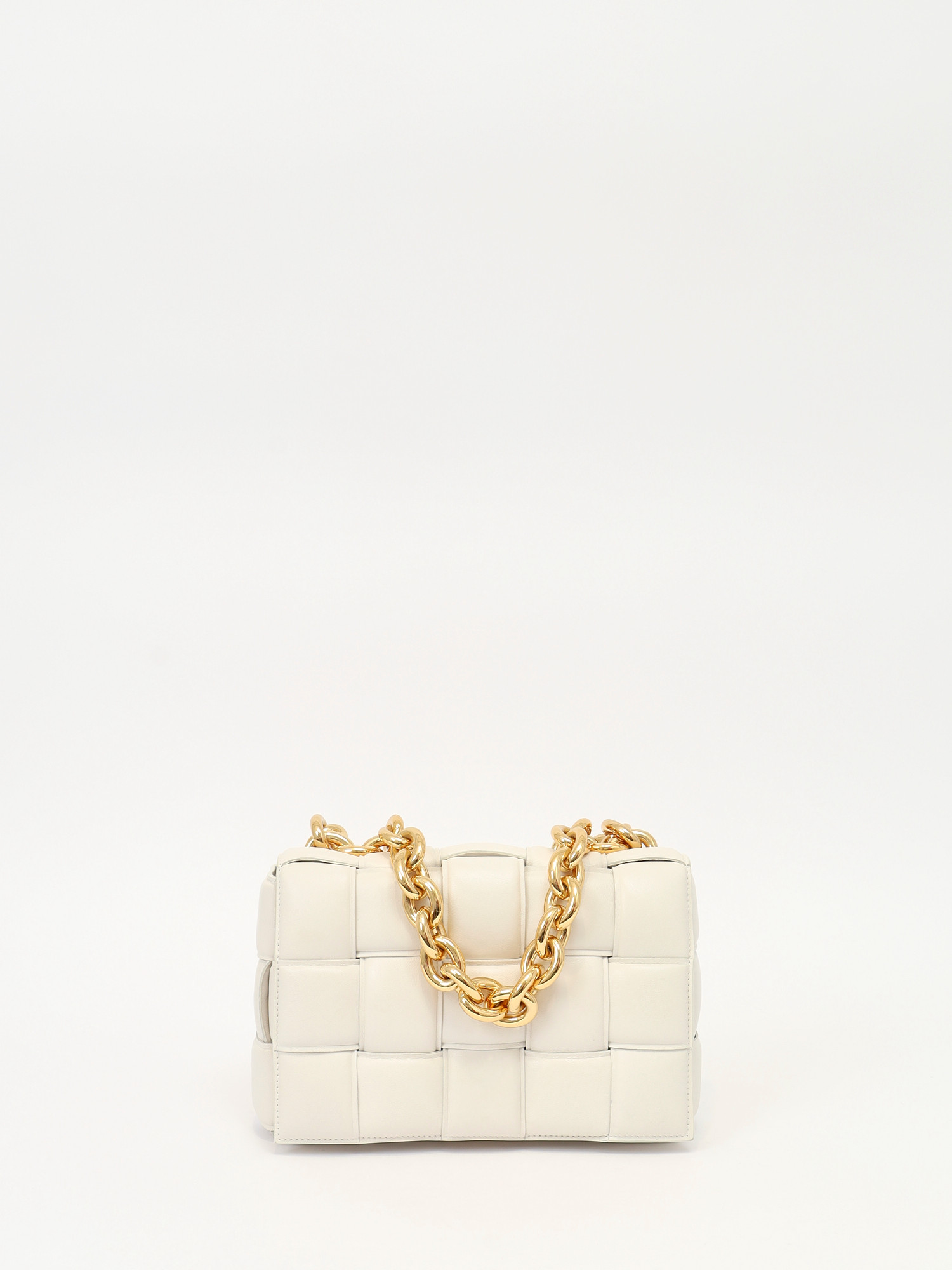 Сумки Bottega Veneta Chain Cassette изображение #1