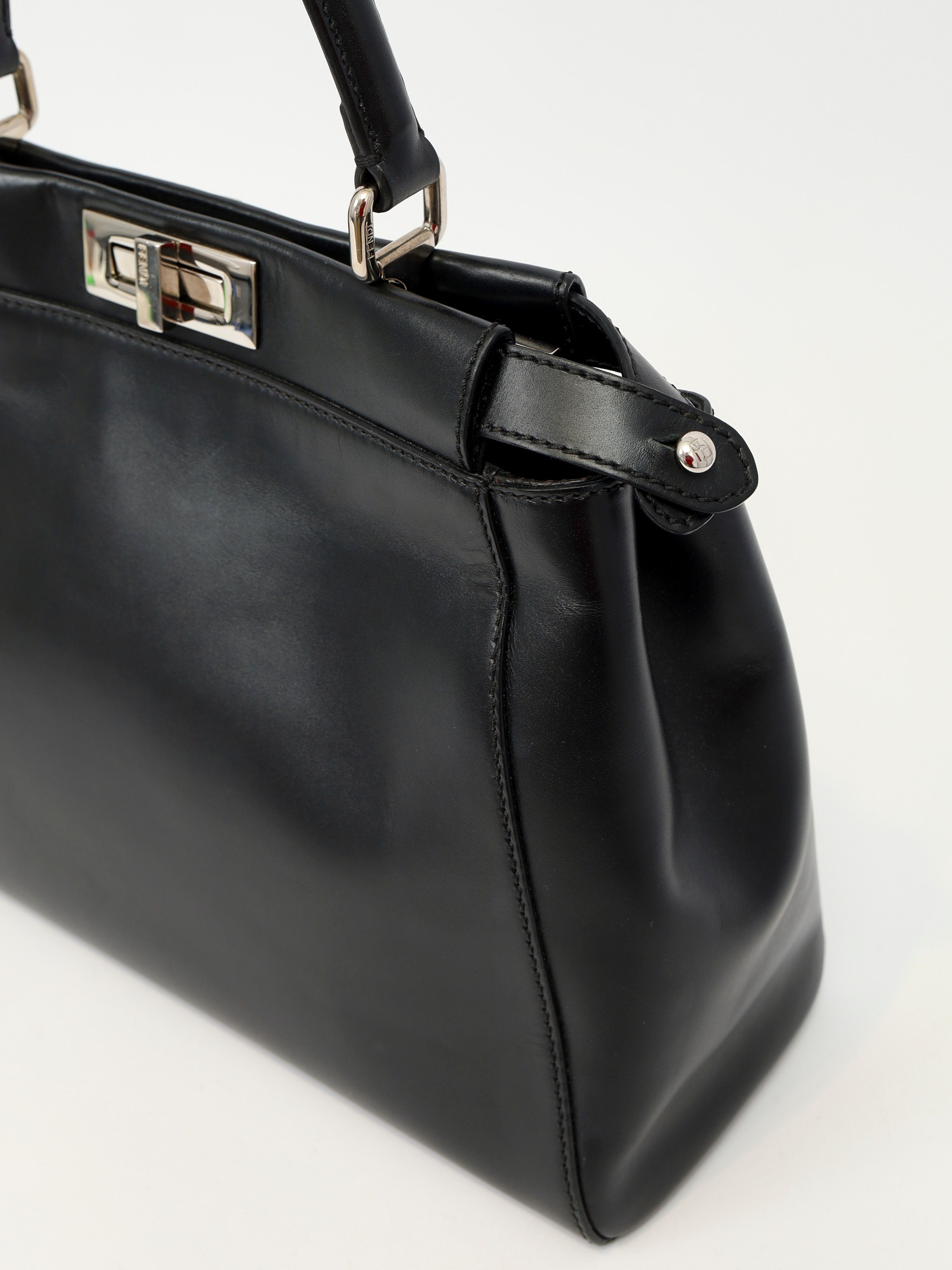 Сумки Fendi Peekaboo изображение #12