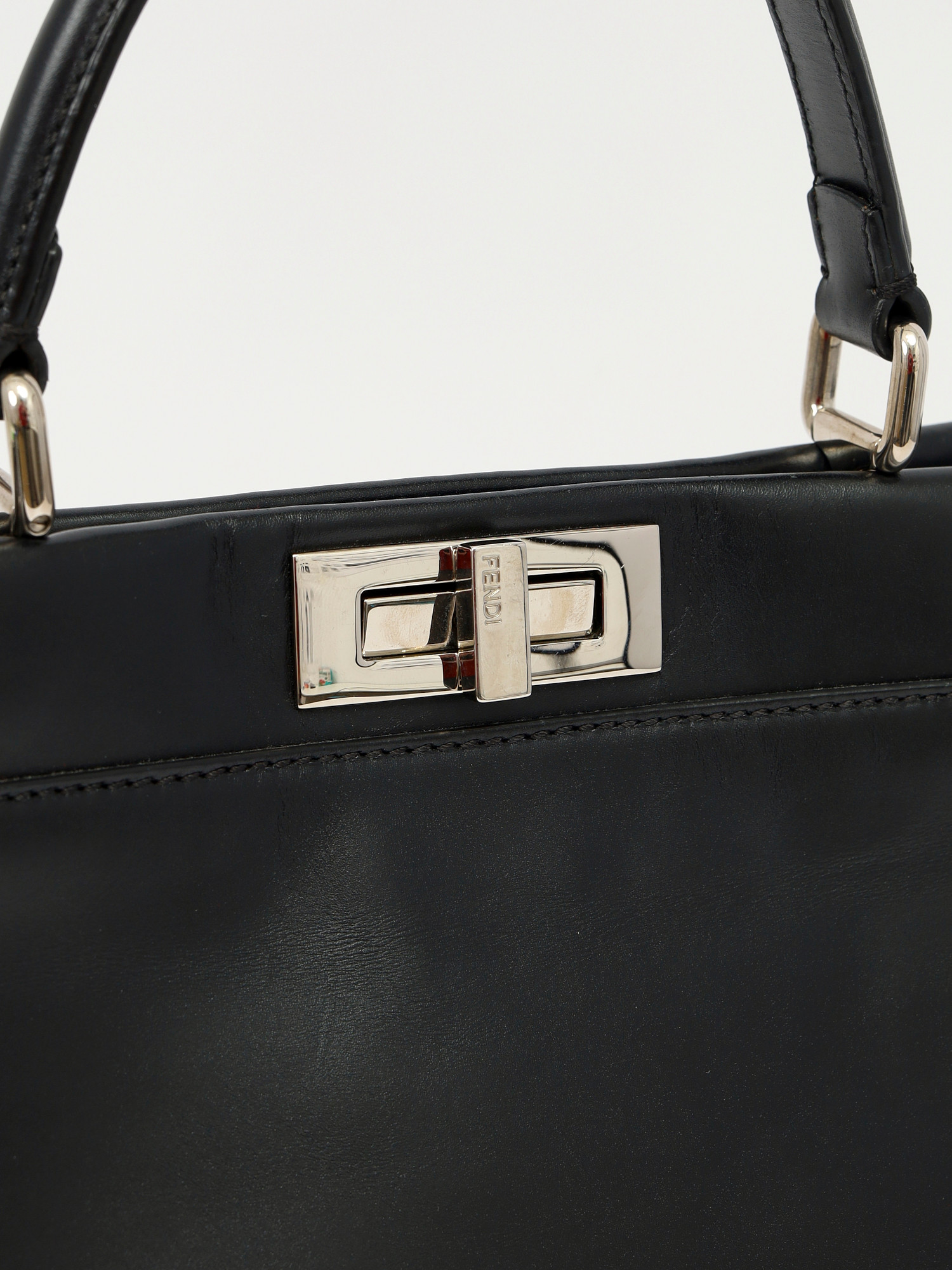 Сумки Fendi Peekaboo изображение #11