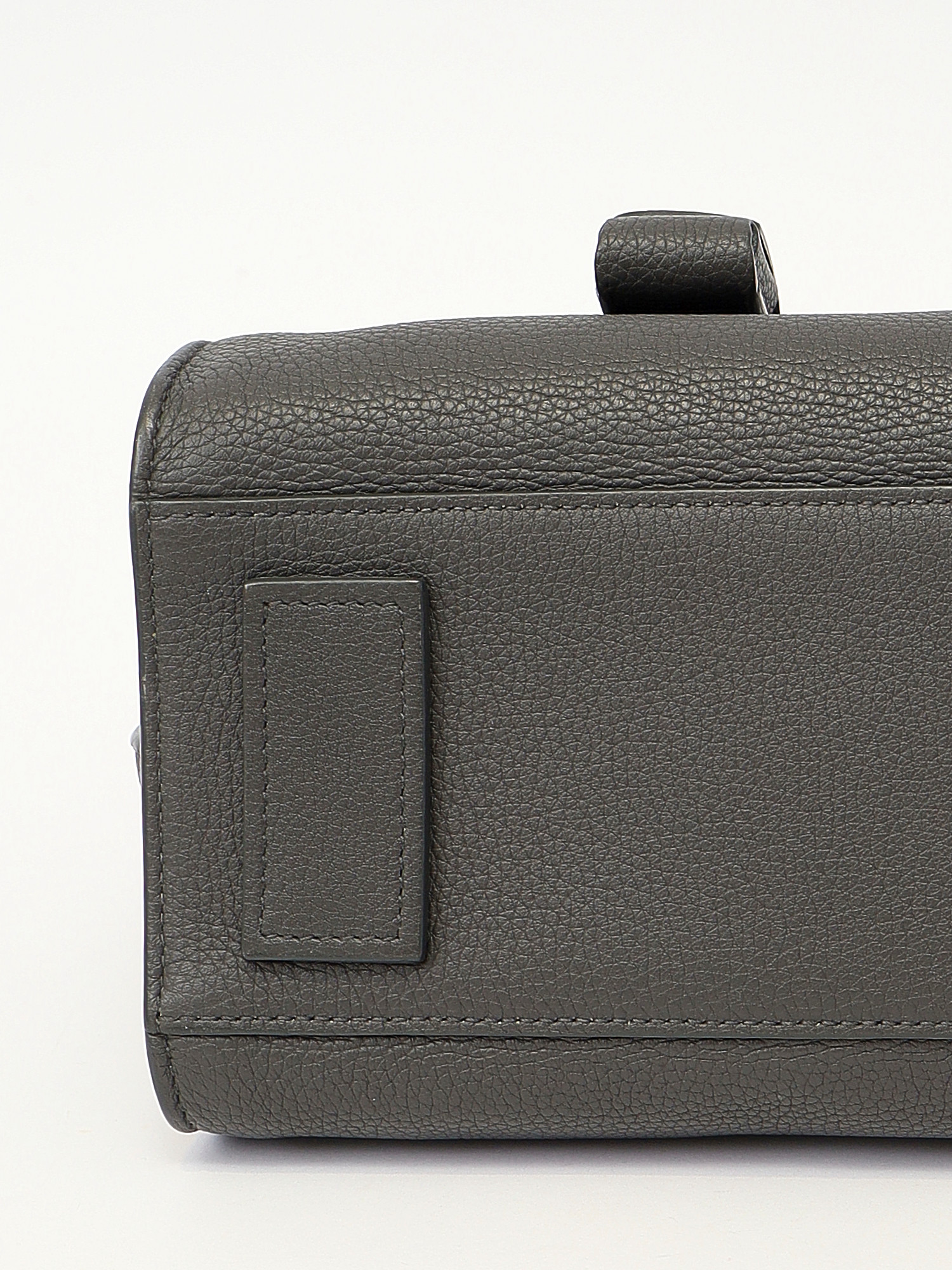 Сумки Saint Laurent Sac De Jour  изображение #10