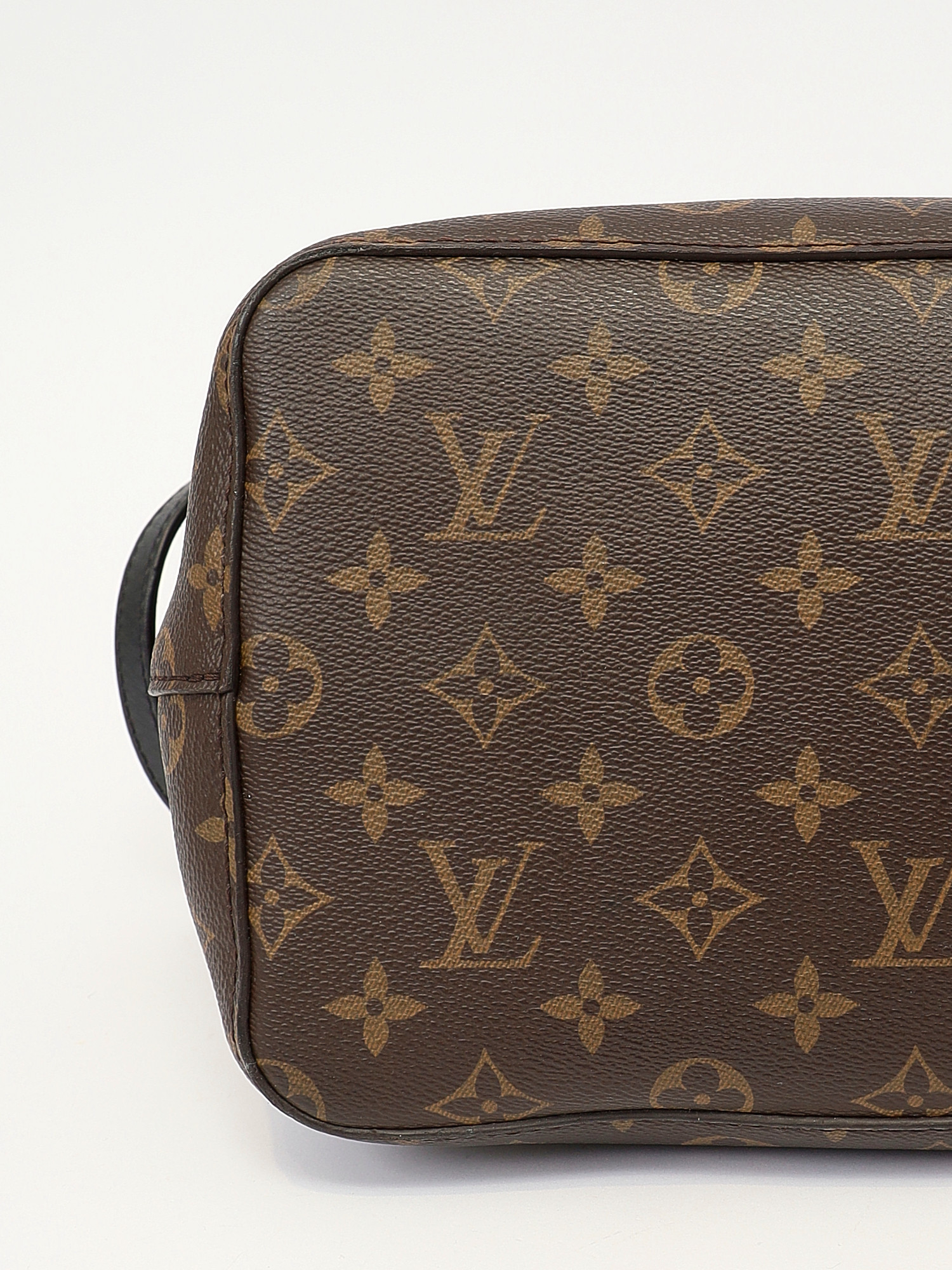 Сумки Louis Vuitton NeoNoe изображение #8