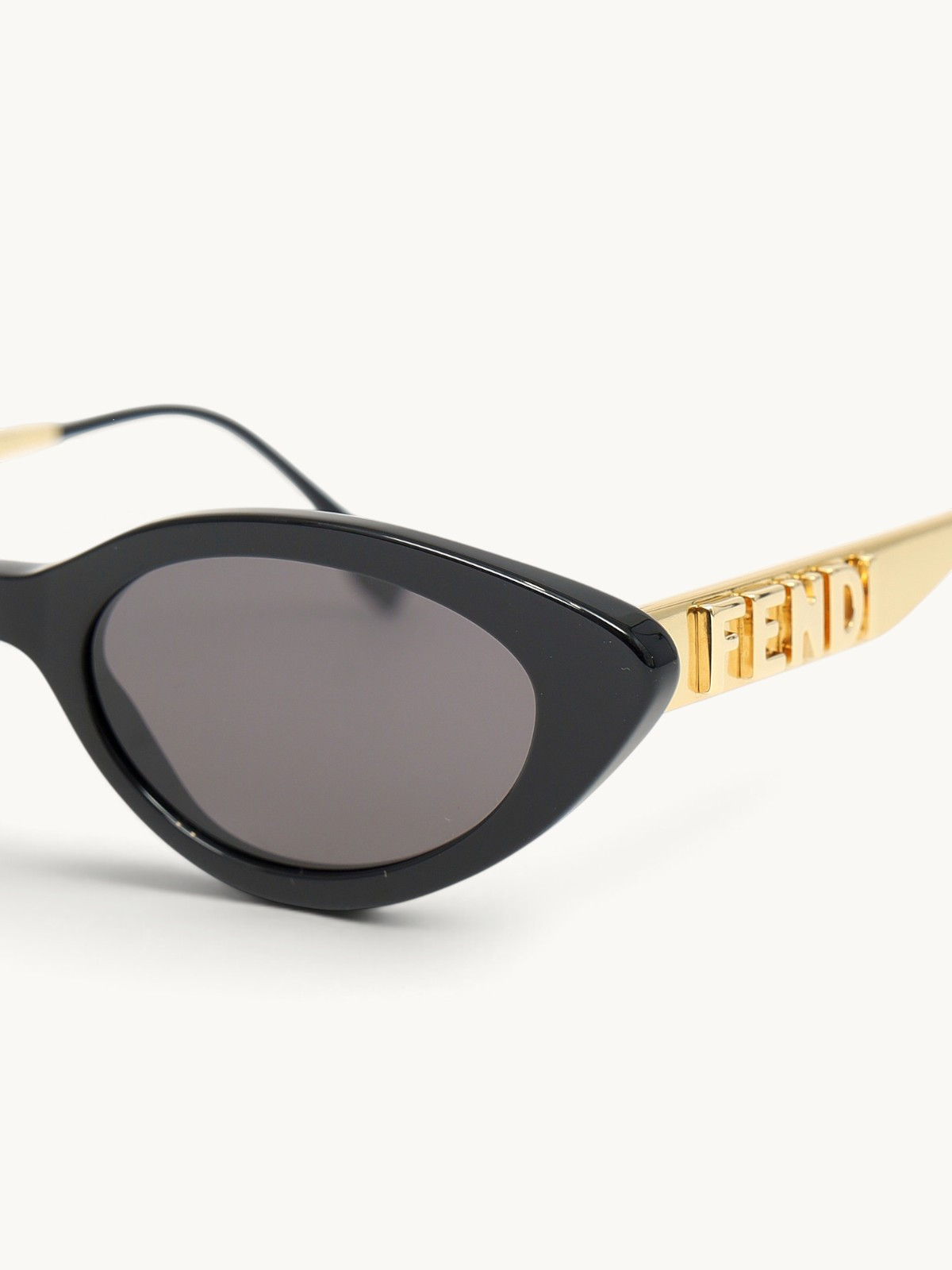 Аксессуары Fendi изображение #7
