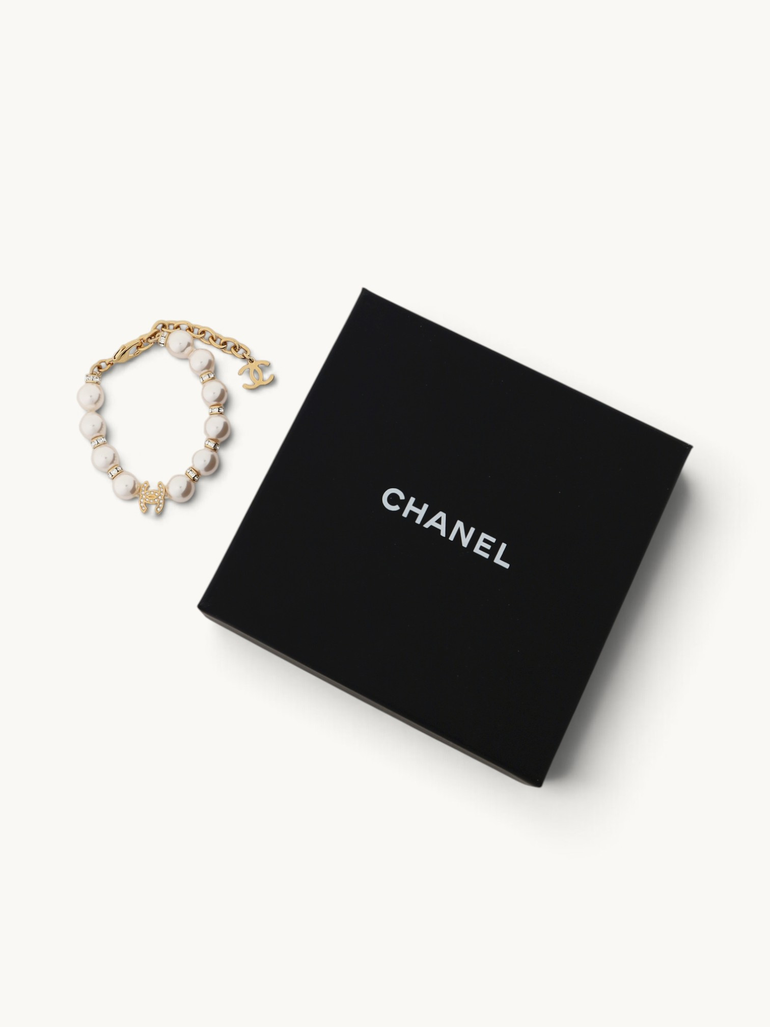 Украшения Chanel изображение #3