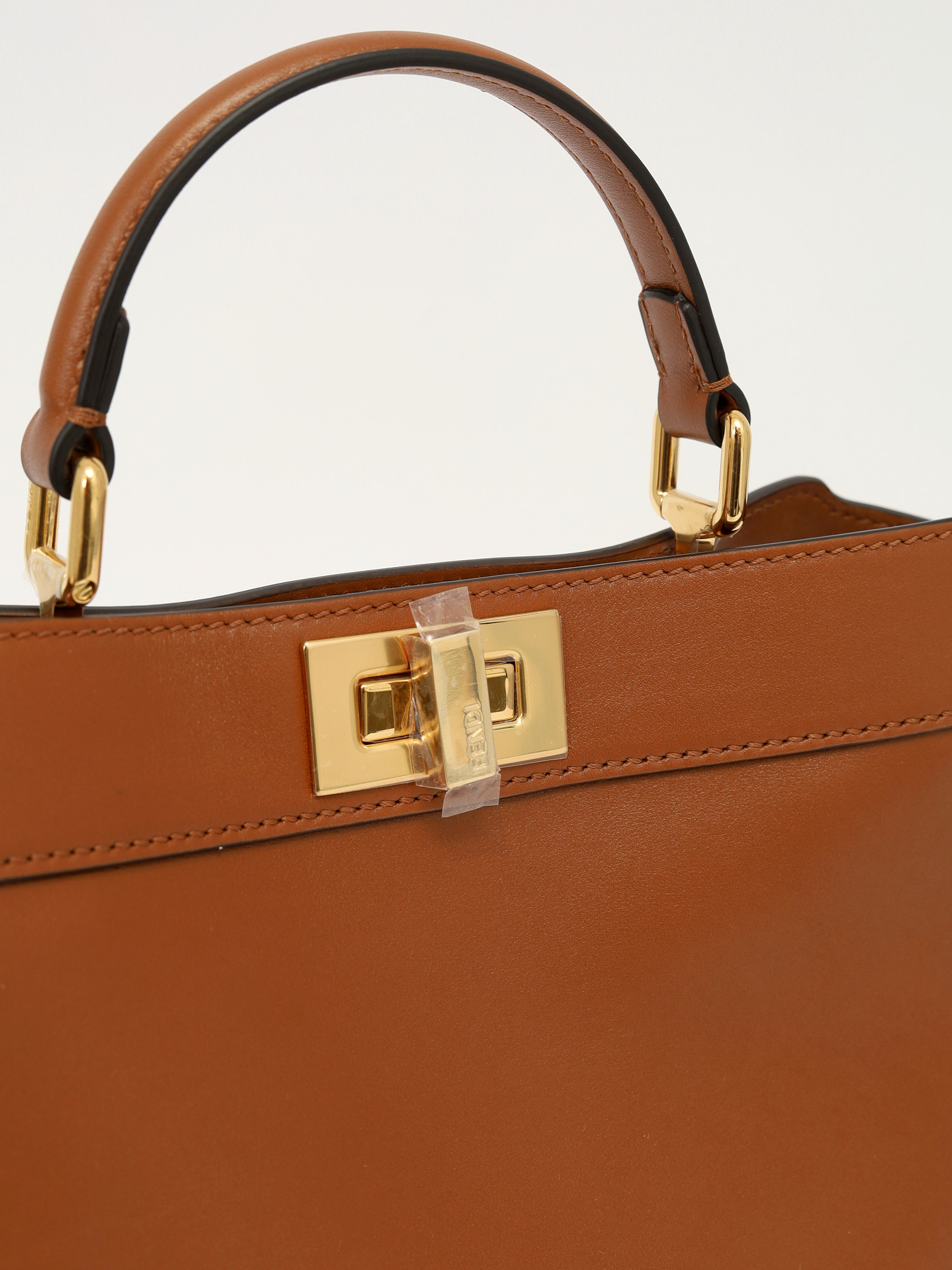 Сумки Fendi Peekaboo изображение #6