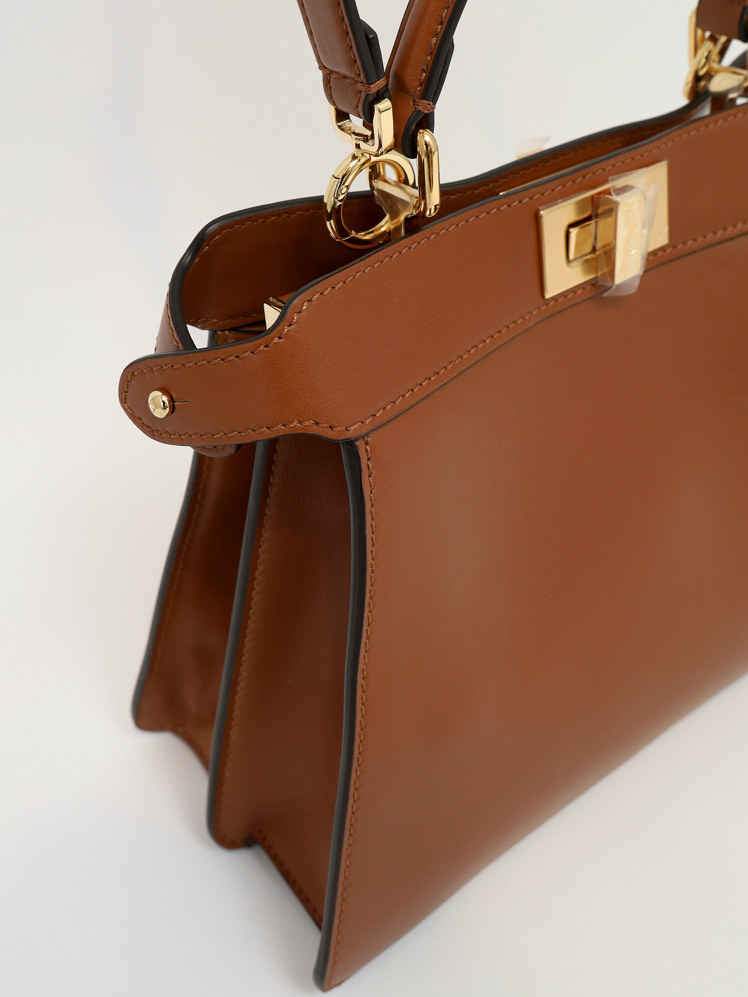 Сумки Fendi Peekaboo изображение #7
