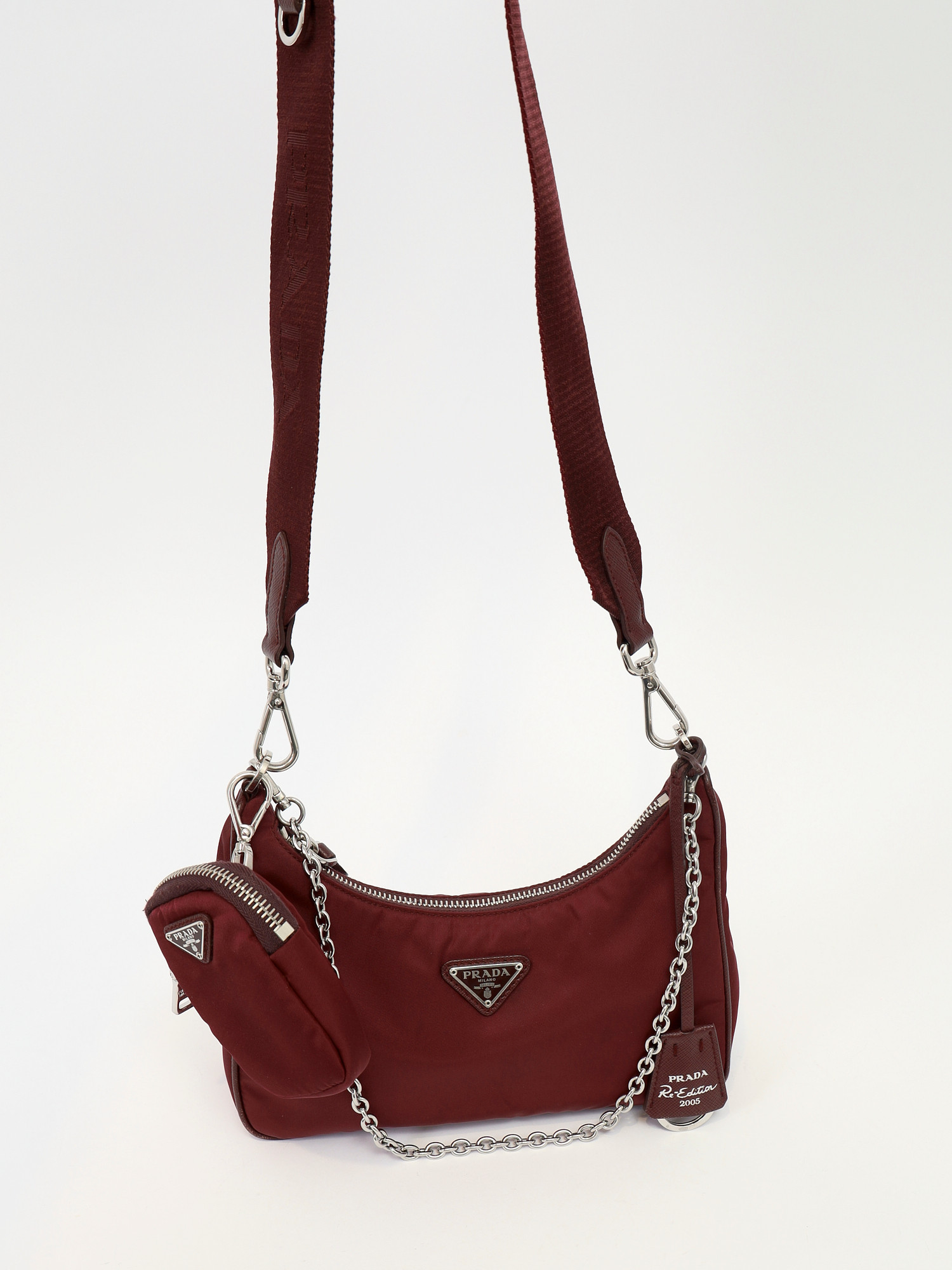 Сумки Prada Re-Edition 2005 изображение #5