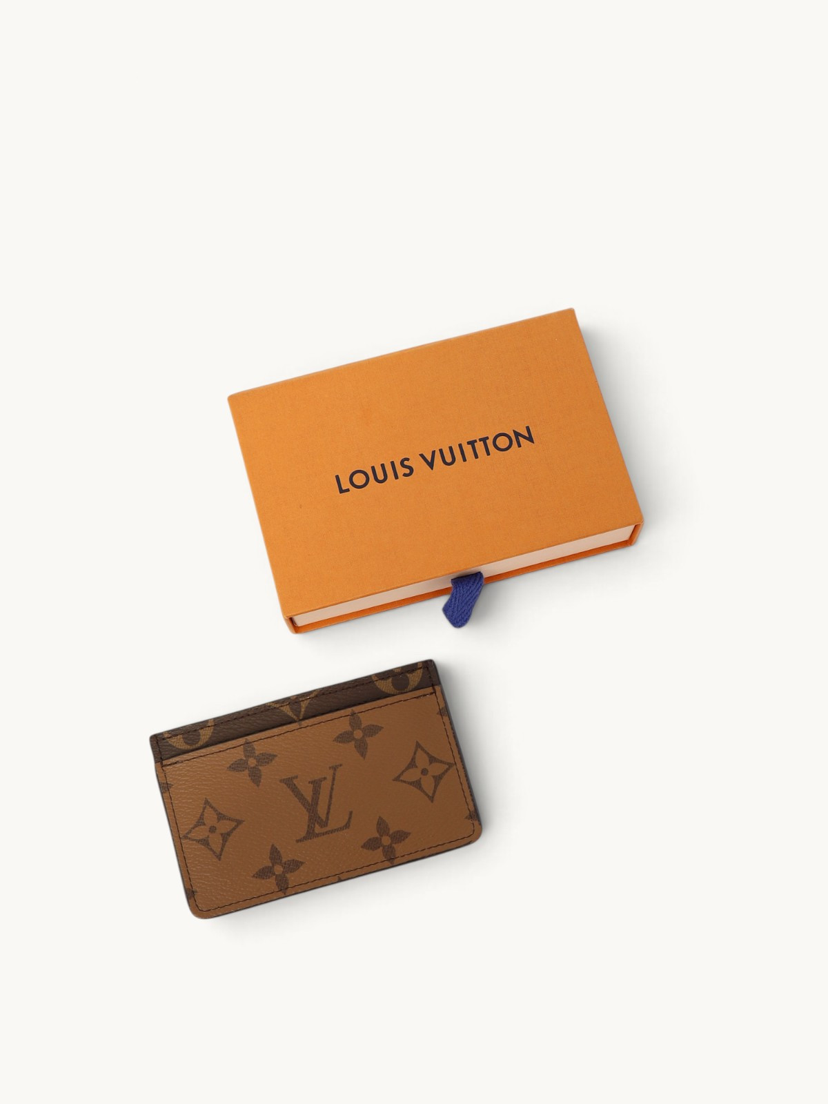 Аксессуары Louis Vuitton изображение #3
