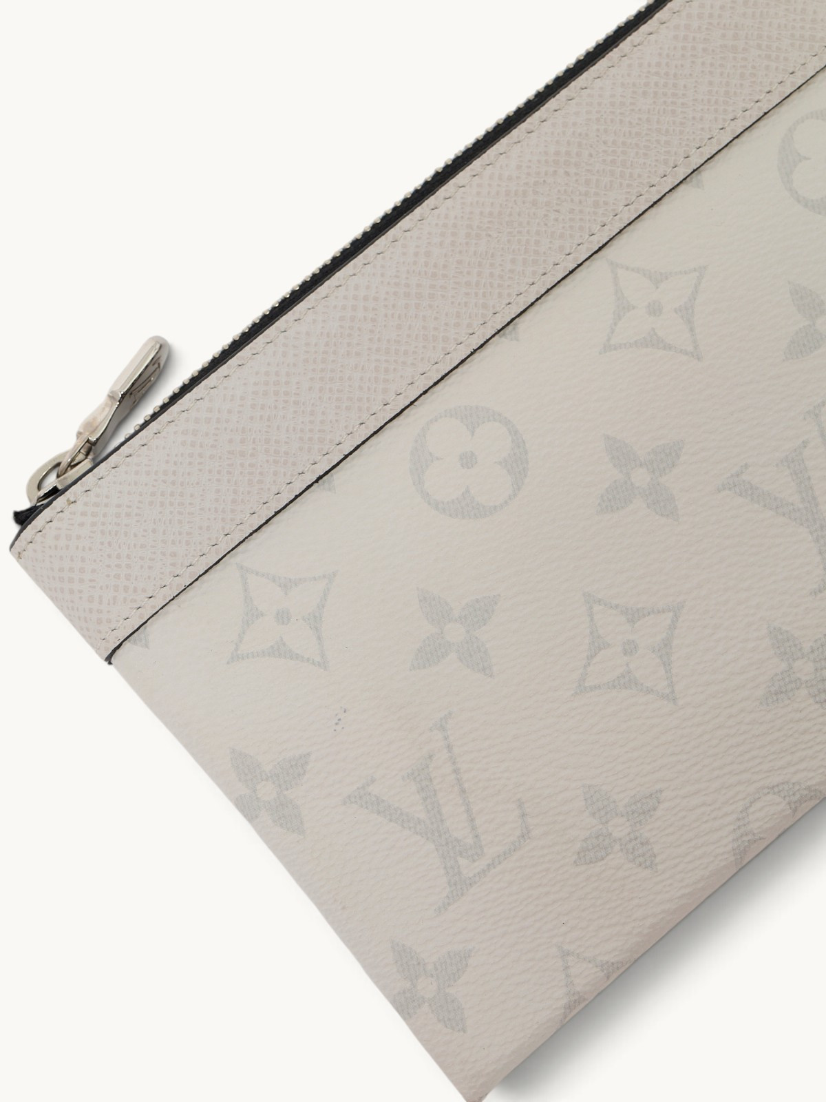 Аксессуары Louis Vuitton изображение #3
