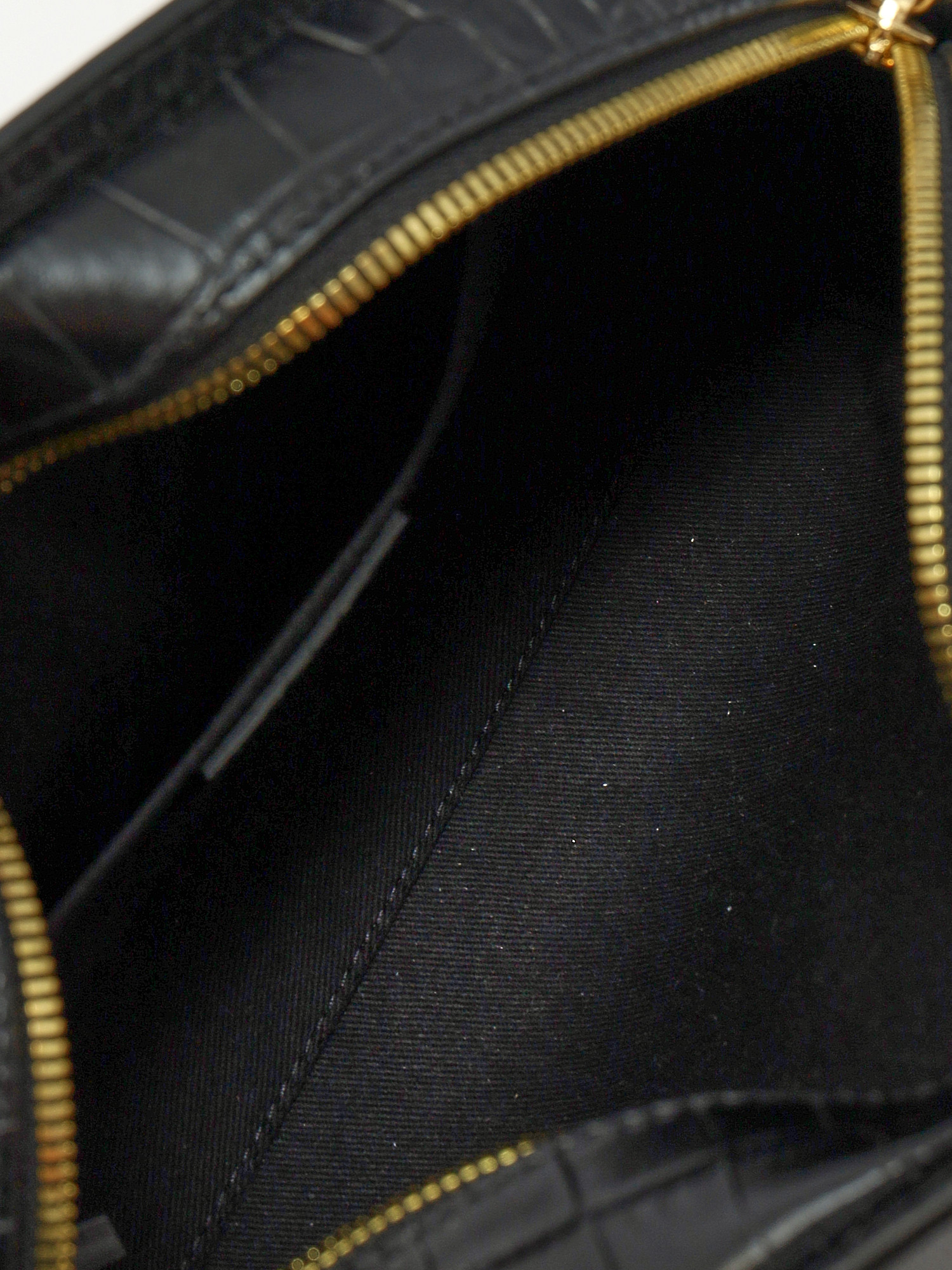 Сумки A.P.C. Demi Lune  изображение #12