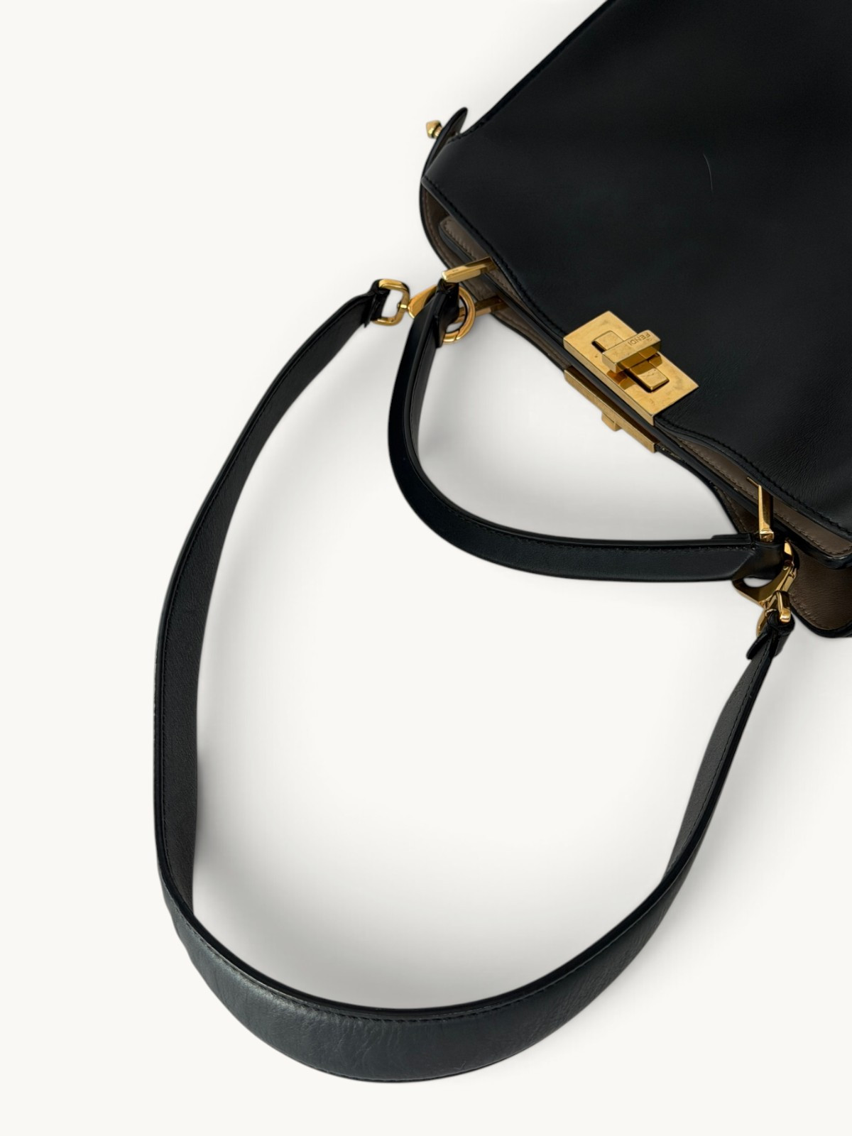 Сумки Fendi Peekaboo  изображение #11
