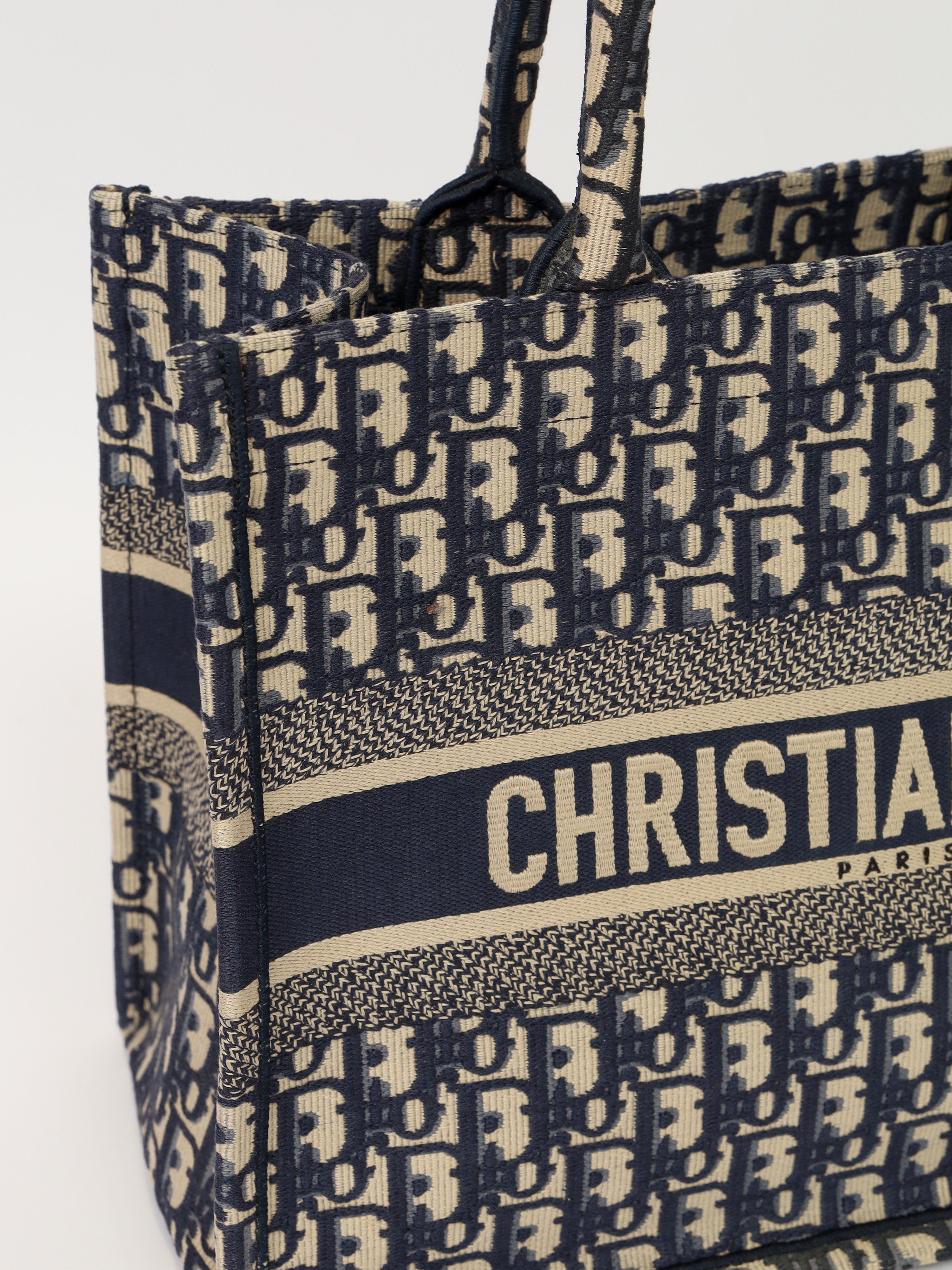 Сумки Dior Book Tote изображение #6