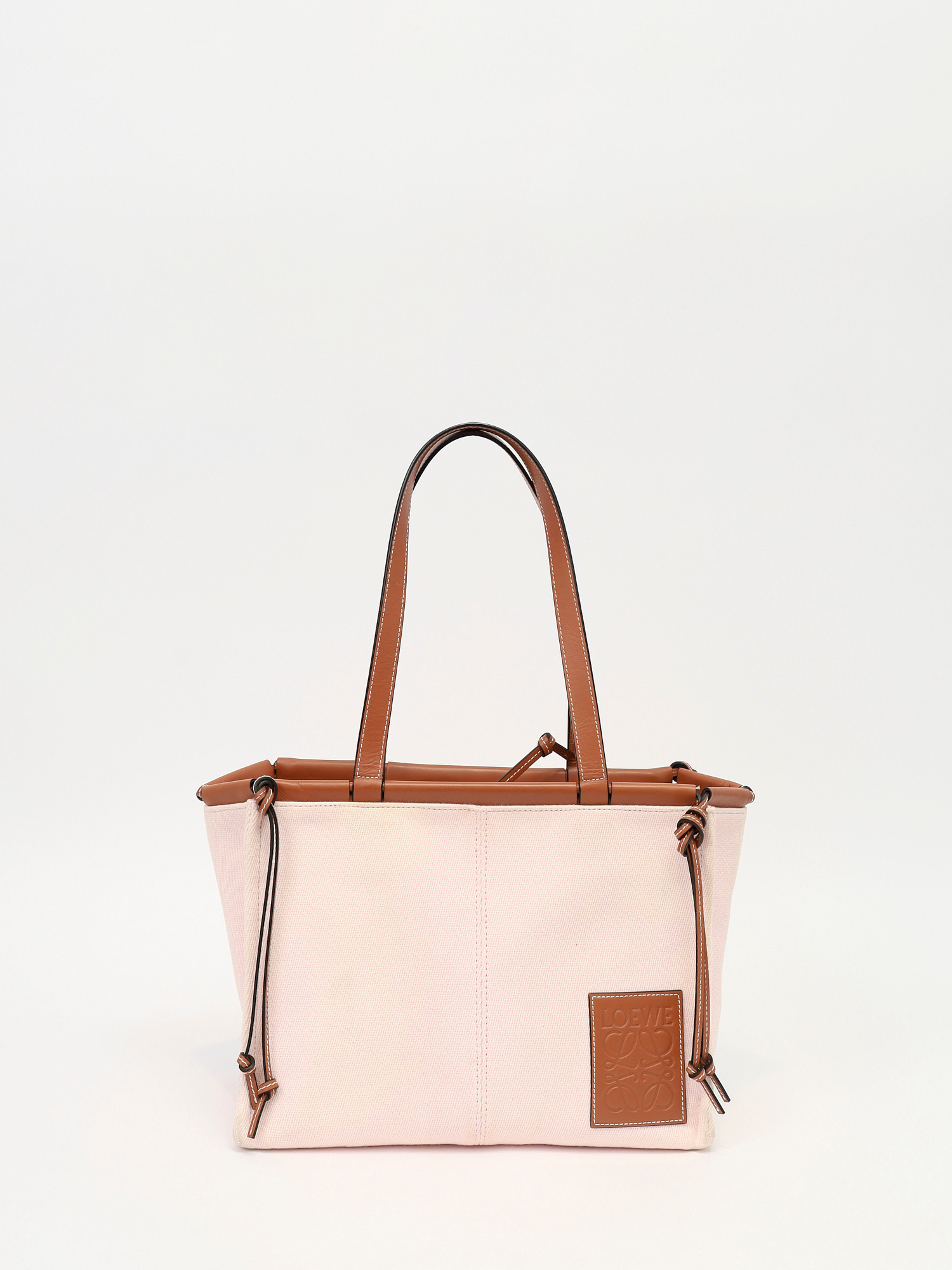 Сумки Loewe Cushion изображение #1