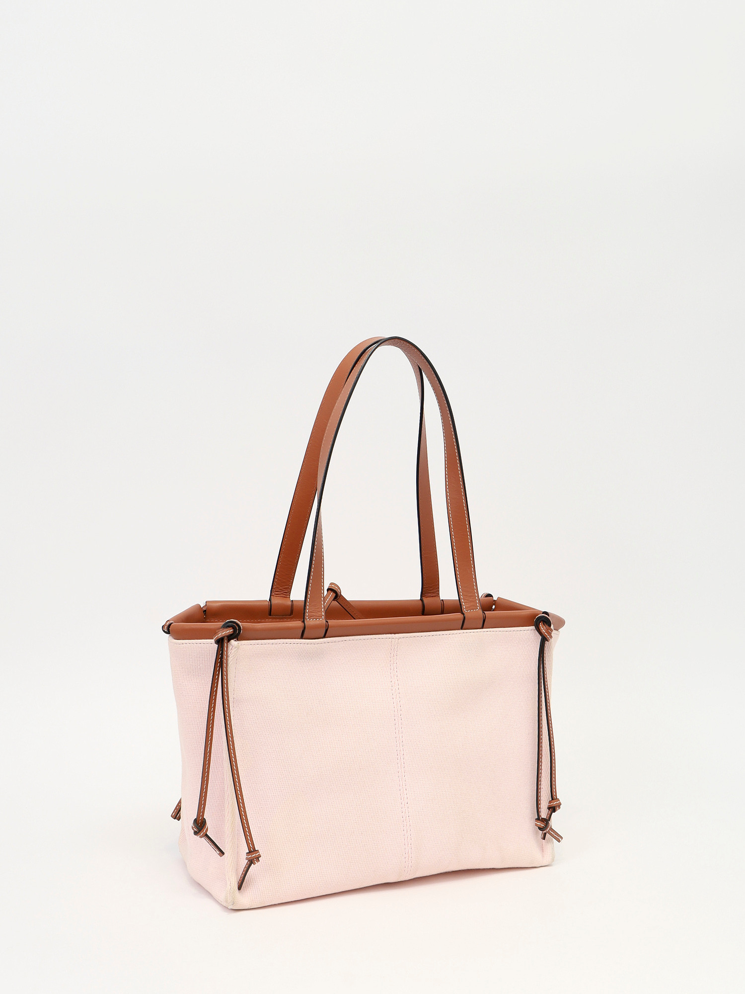 Сумки Loewe Cushion изображение #4