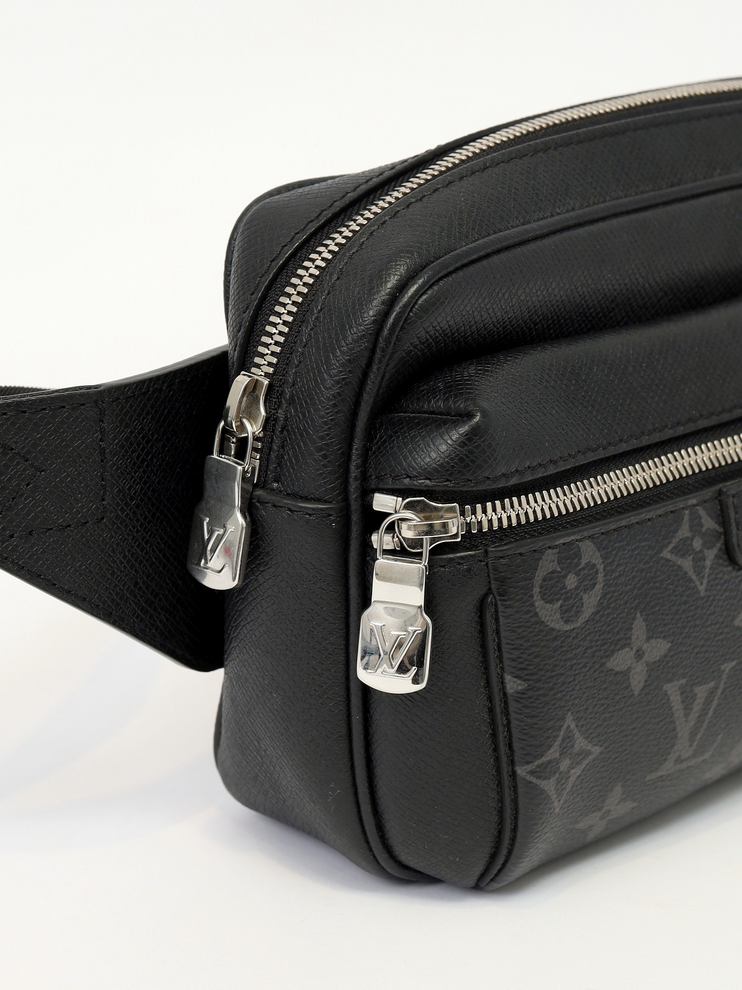 Сумки Louis Vuitton Outdoor изображение #6