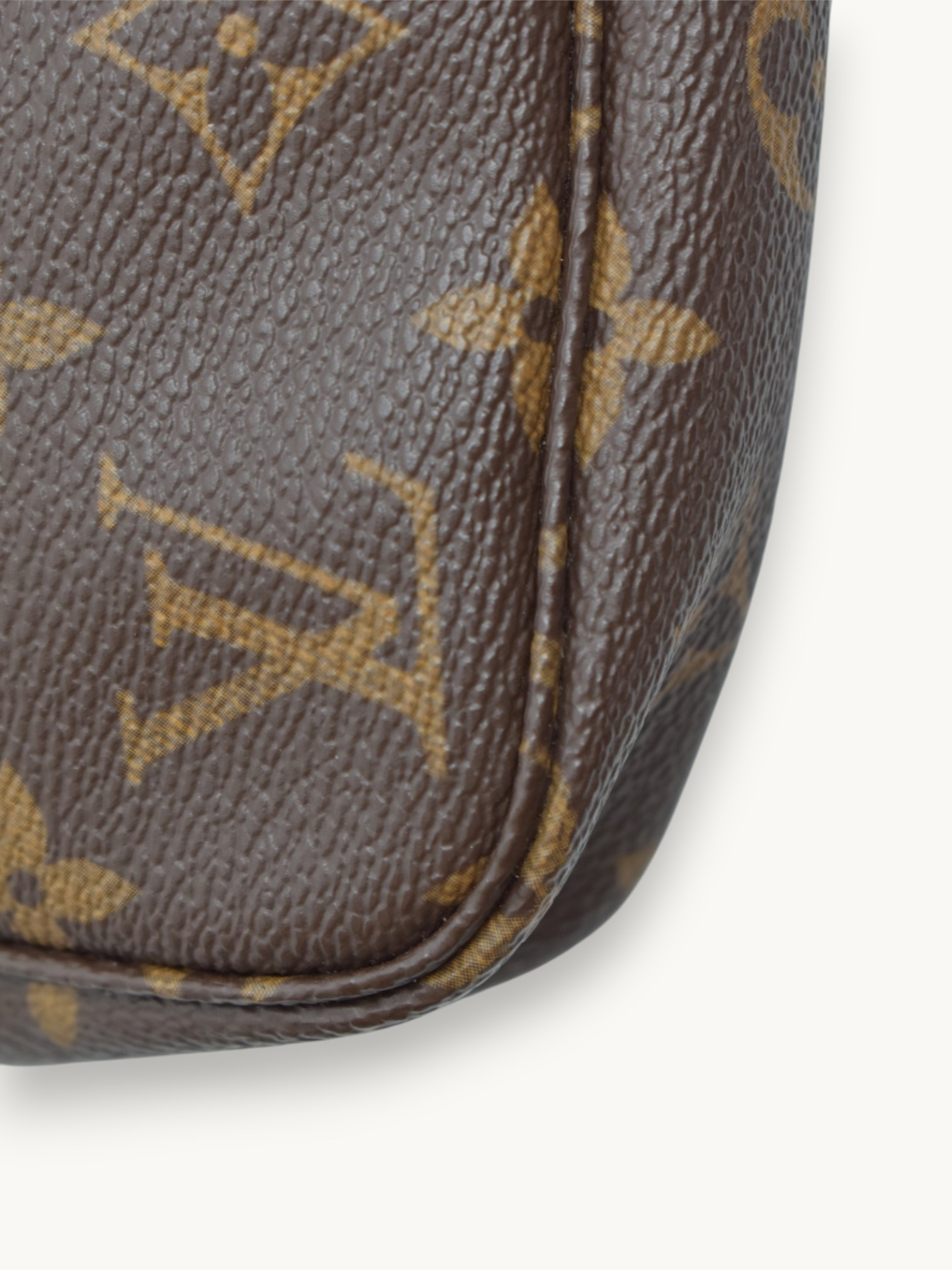 Сумки Louis Vuitton Pochette изображение #9