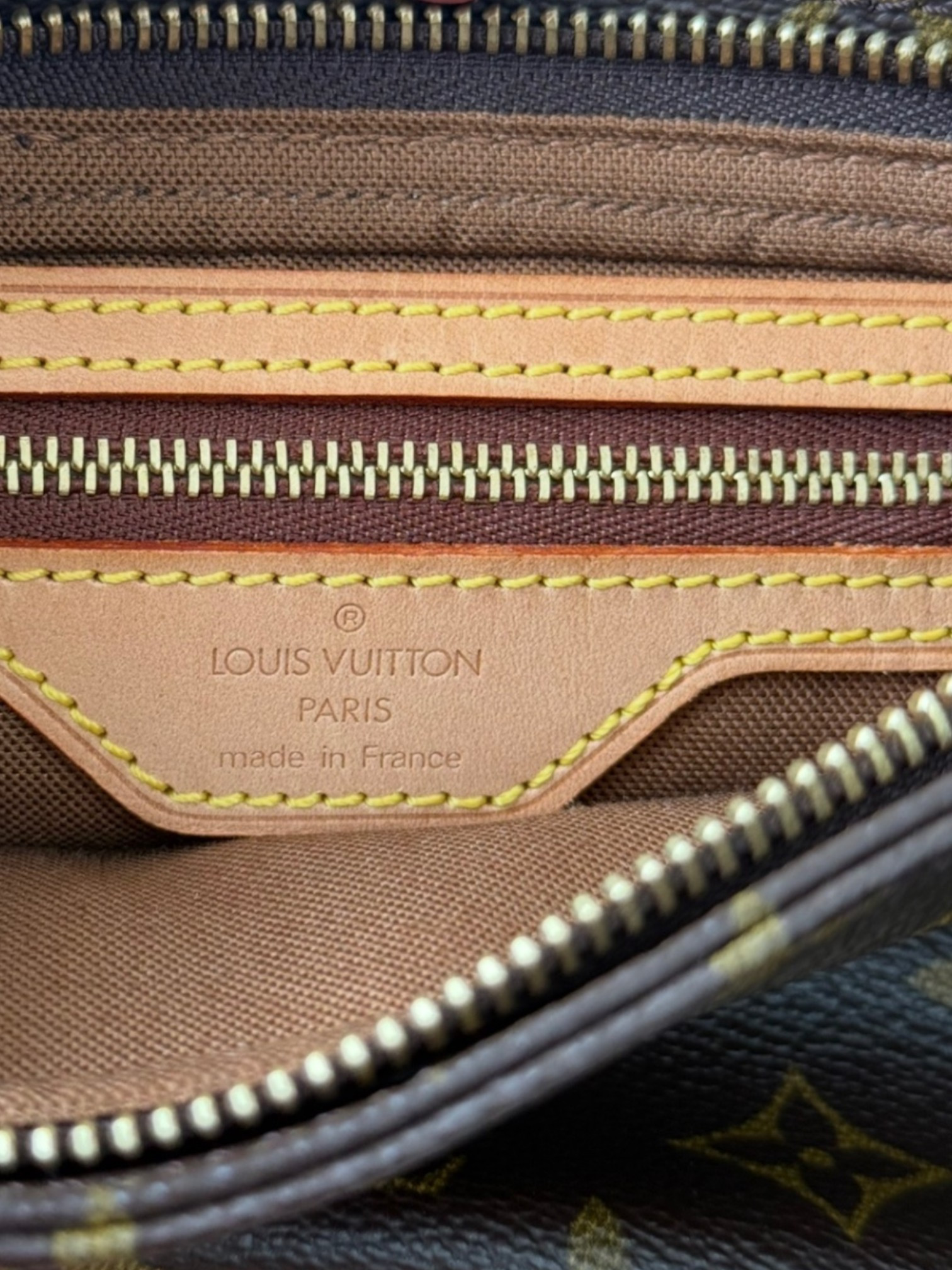 Сумки Louis Vuitton Trotteur изображение #11