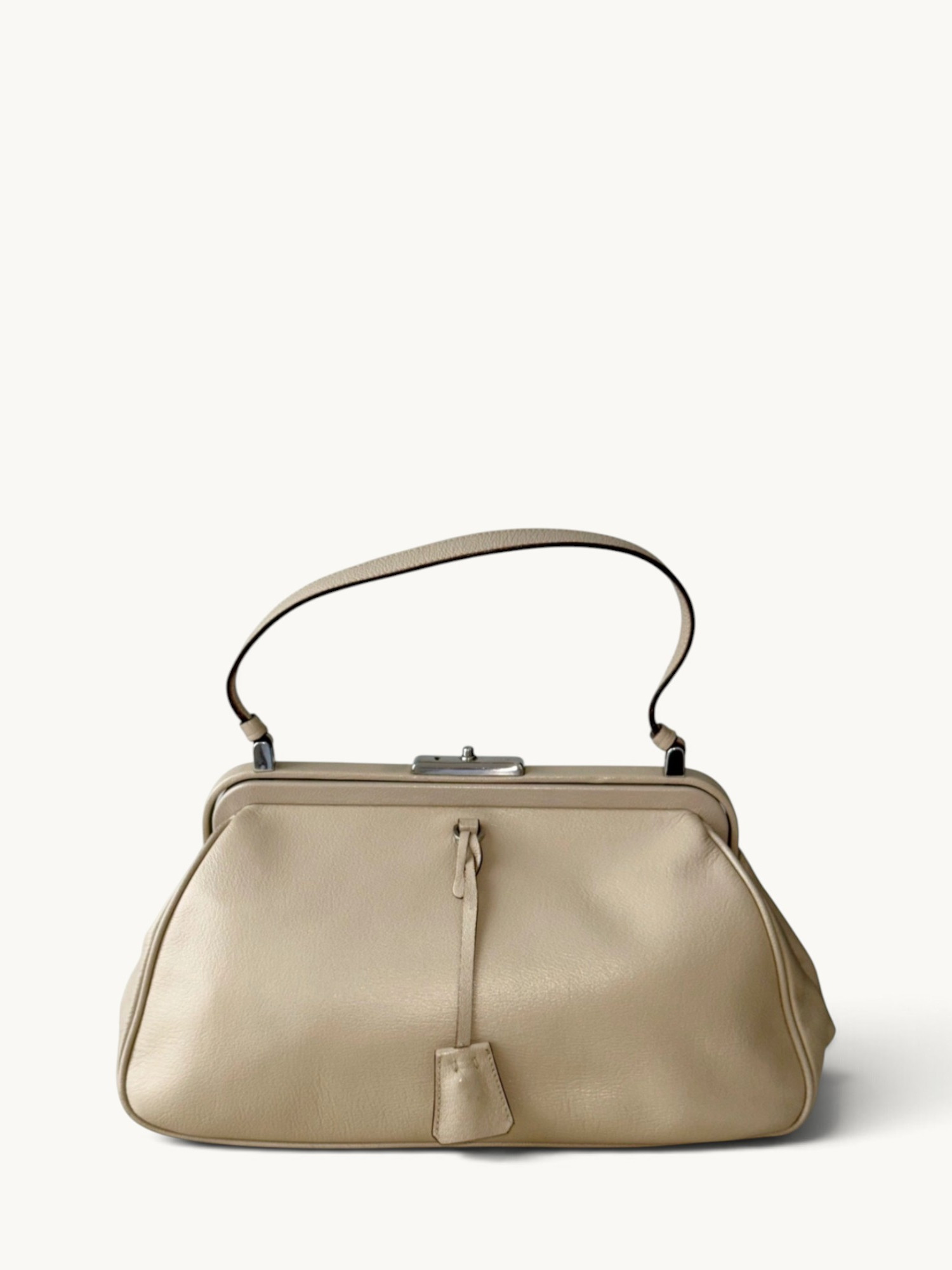 Сумки Prada изображение #1