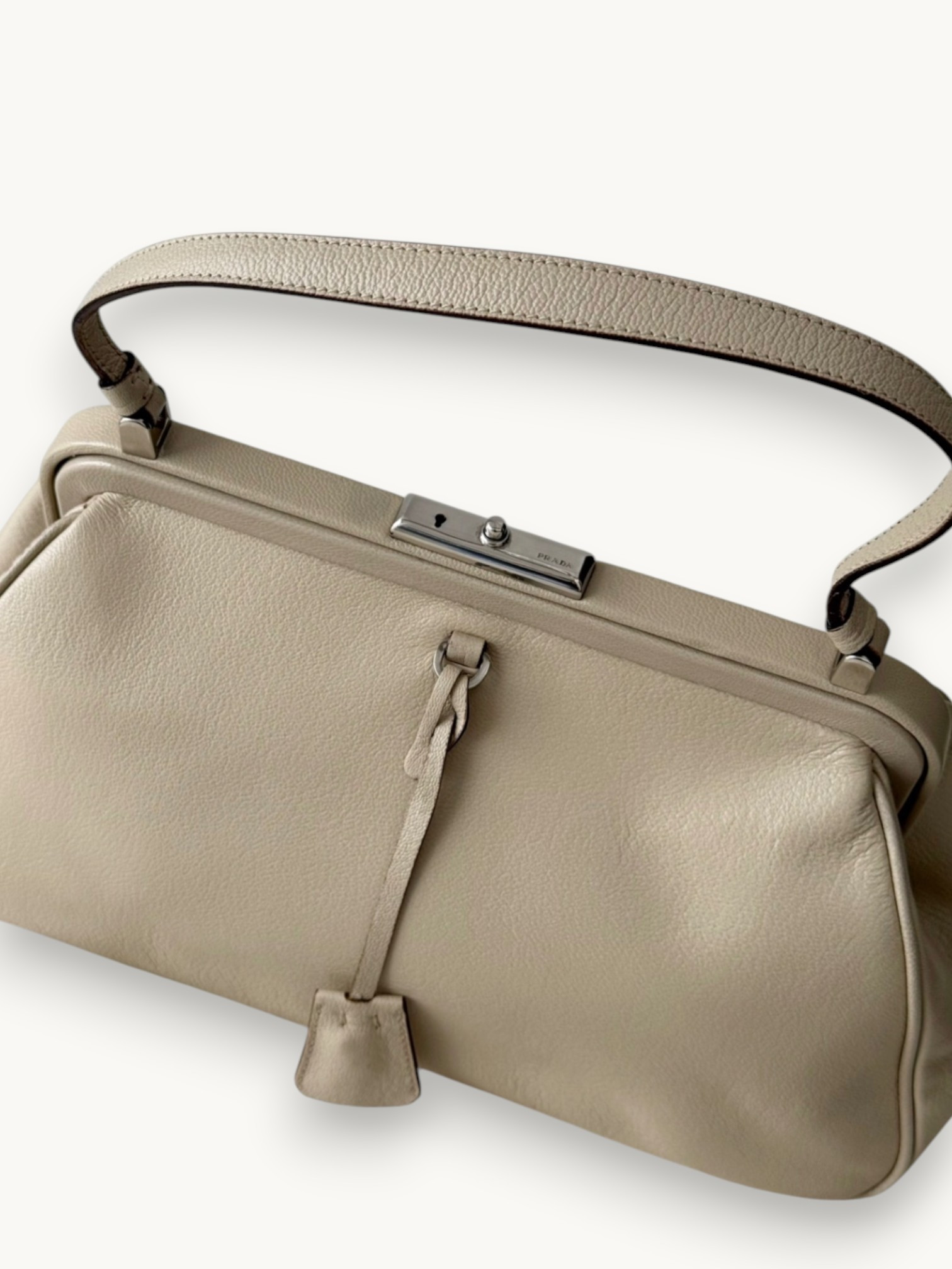 Сумки Prada изображение #5