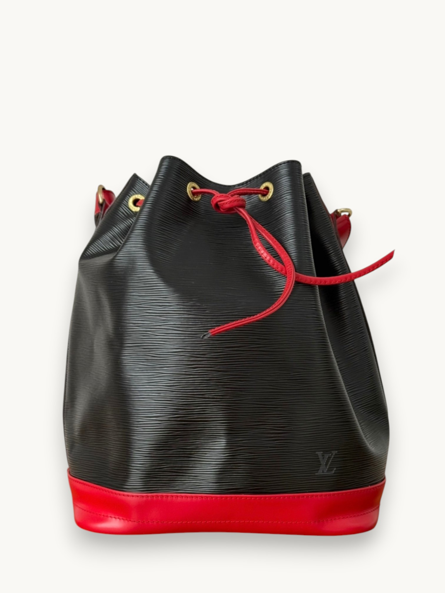 Сумки Louis Vuitton Noe изображение #1