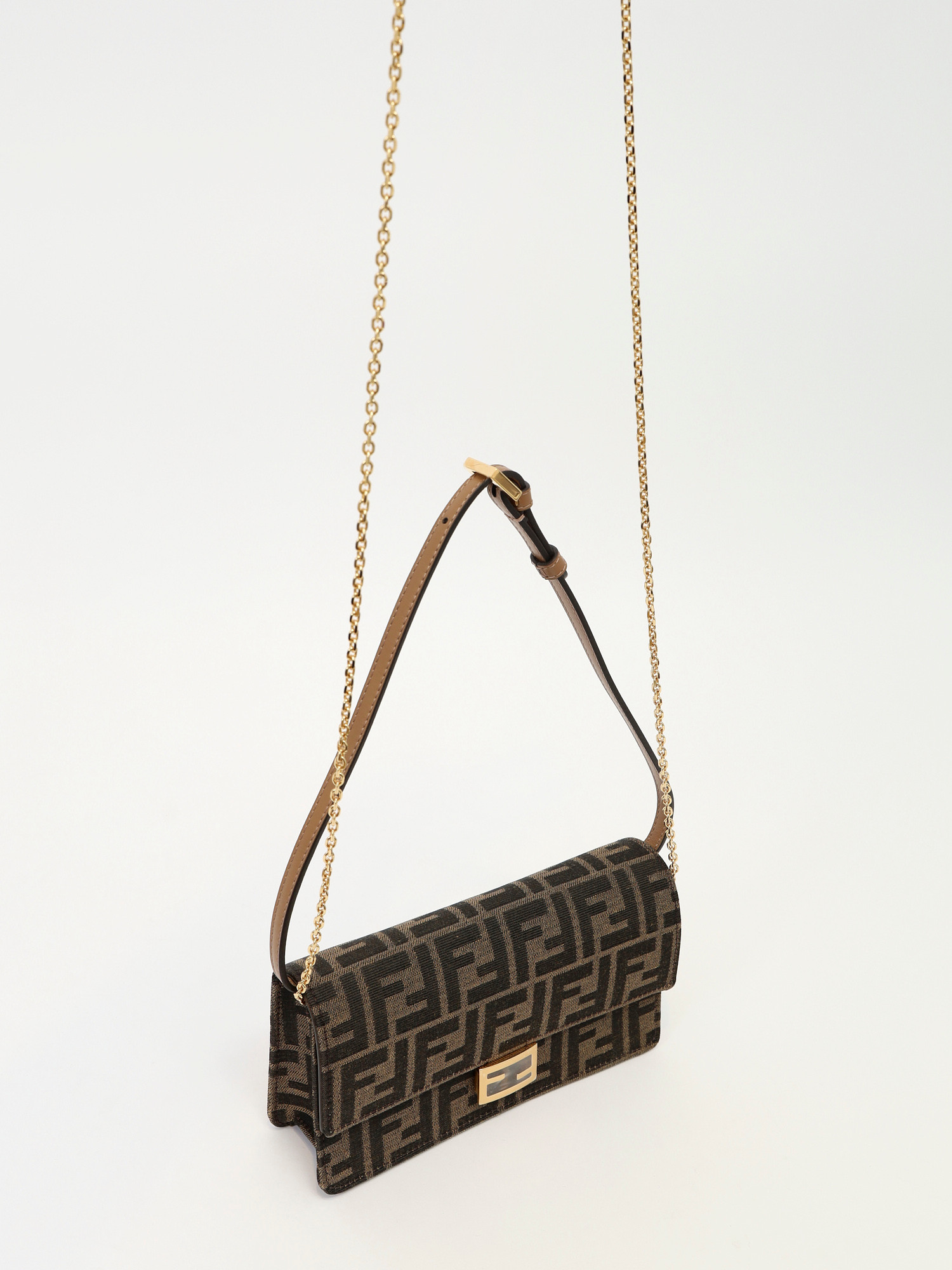 Сумки Fendi Baguette изображение #6