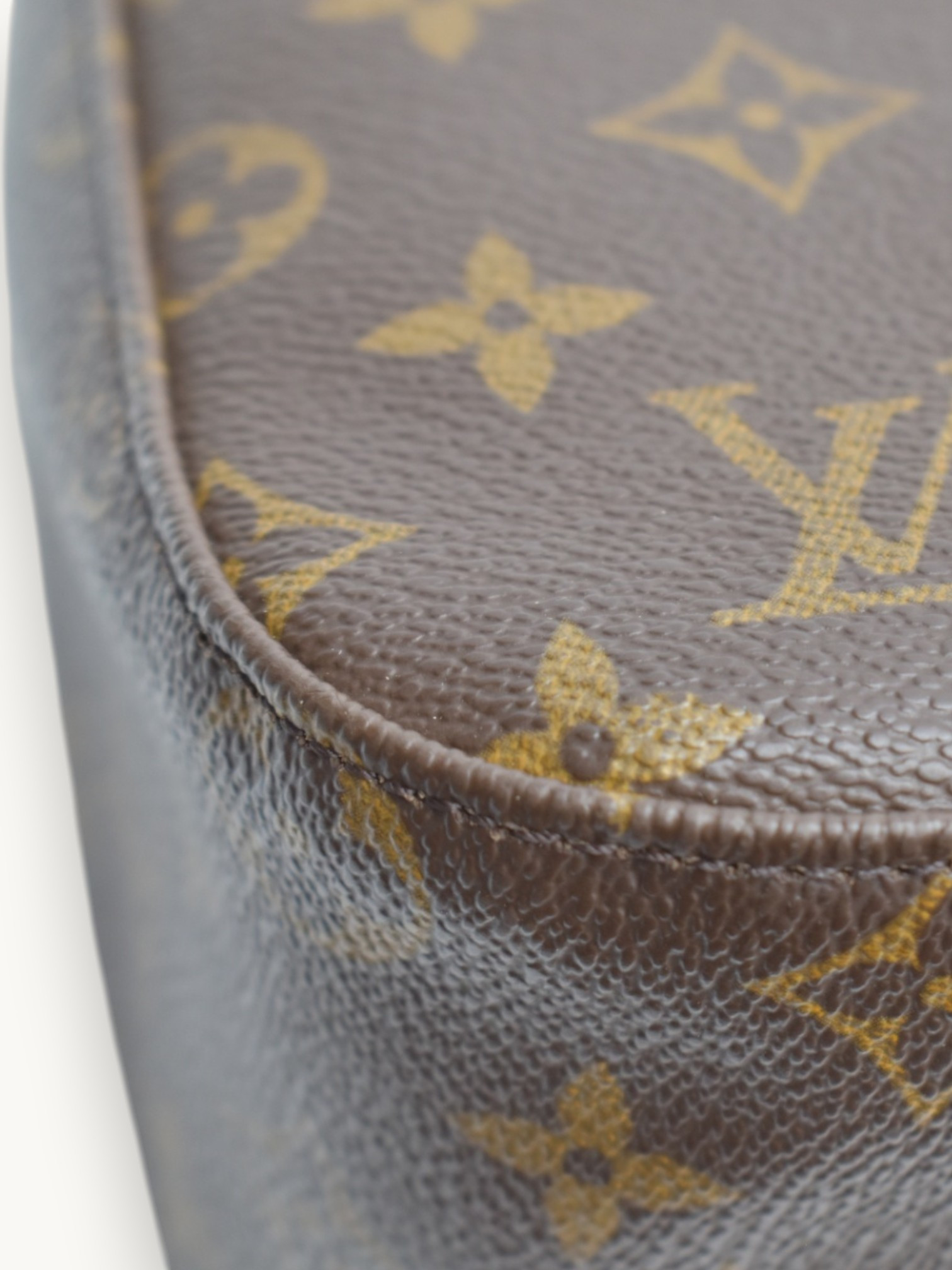 Сумки Louis Vuitton Looping изображение #9