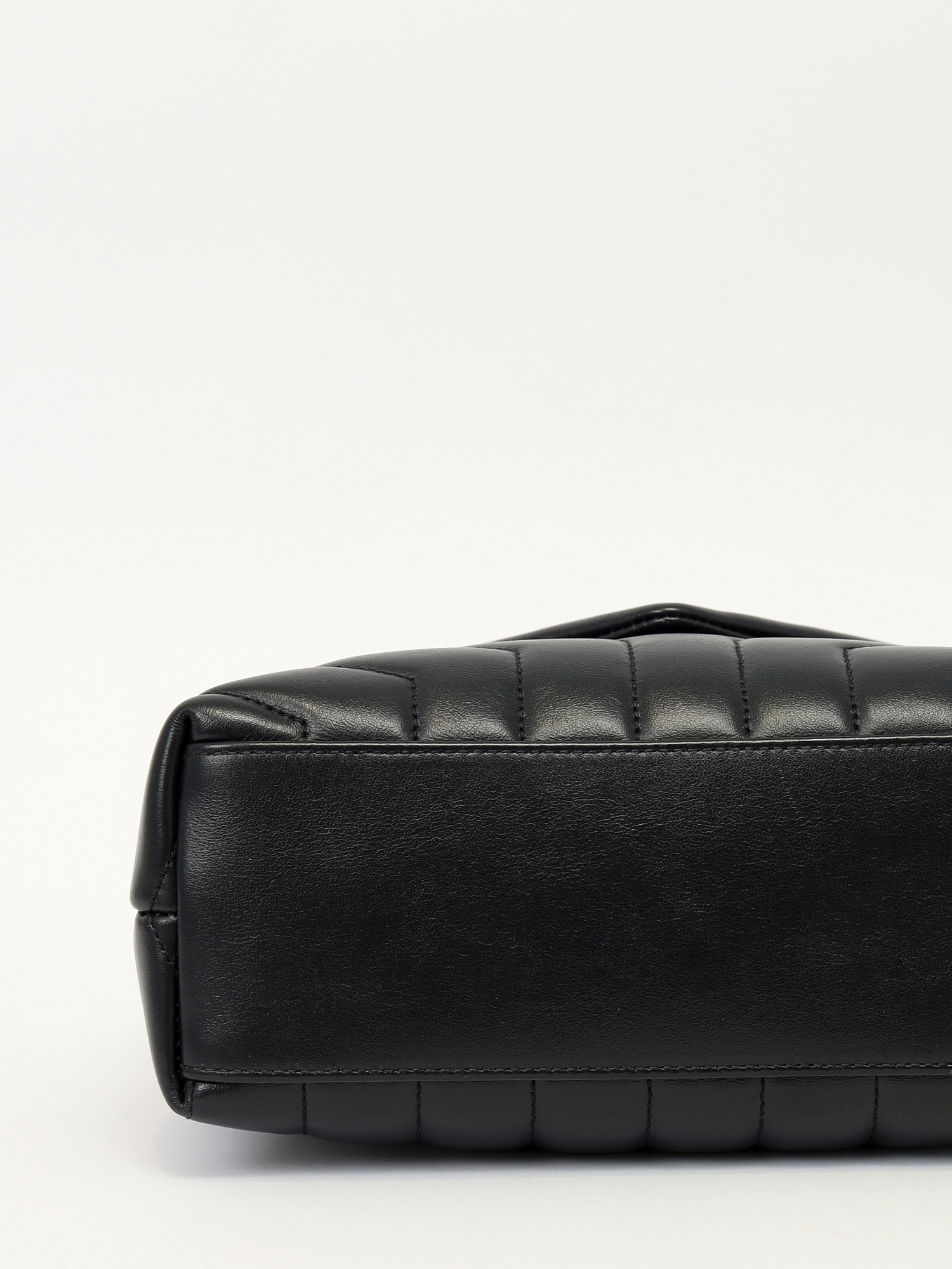 Сумки Saint Laurent LouLou изображение #11