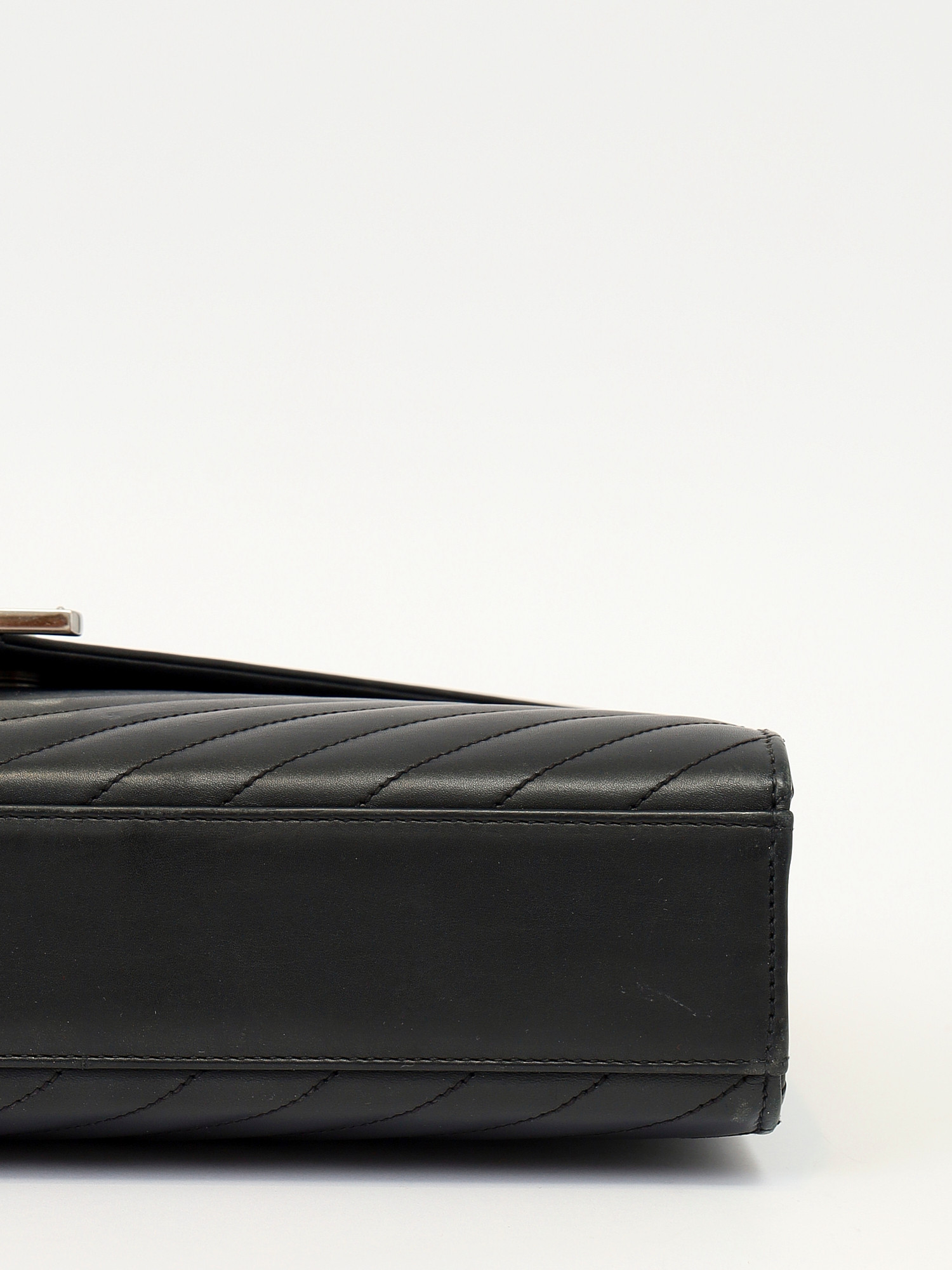Сумки Saint Laurent Envelope изображение #12