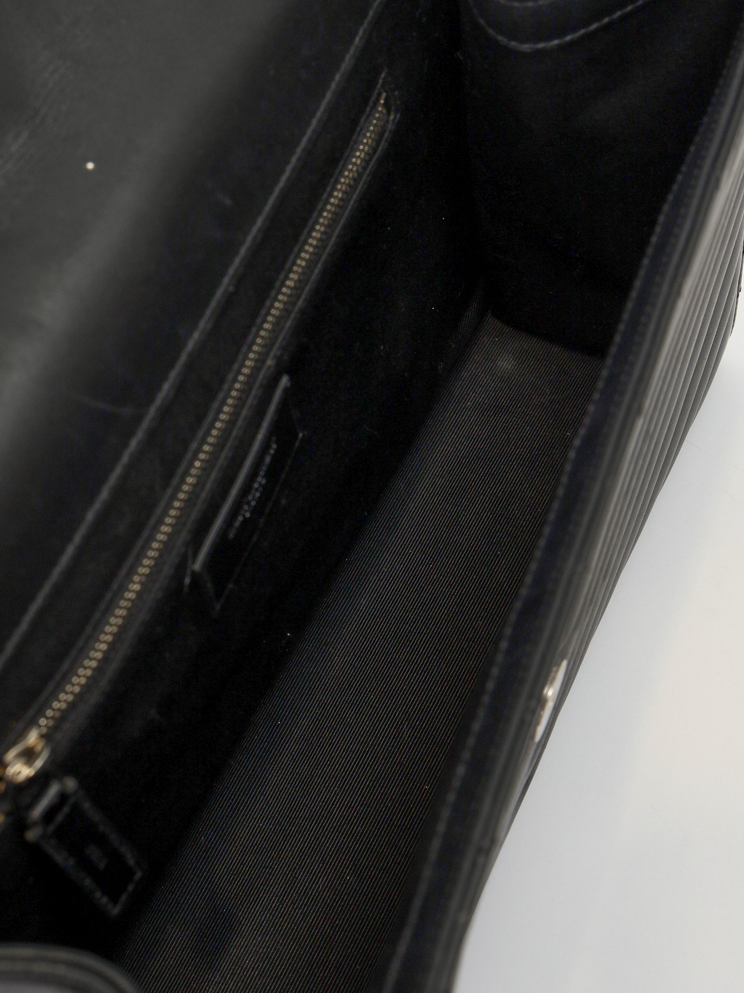 Сумки Saint Laurent Envelope изображение #14