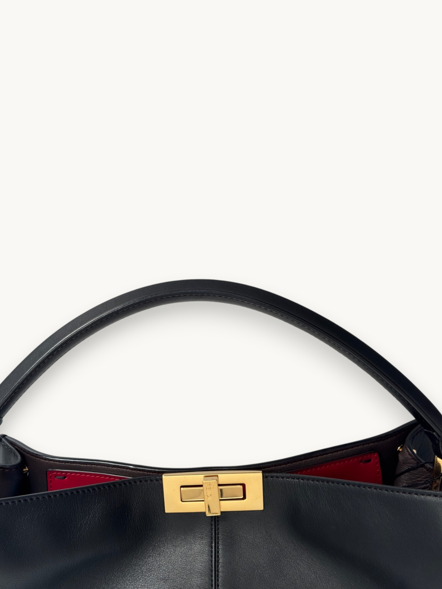 Сумки Fendi Peekaboo изображение #5