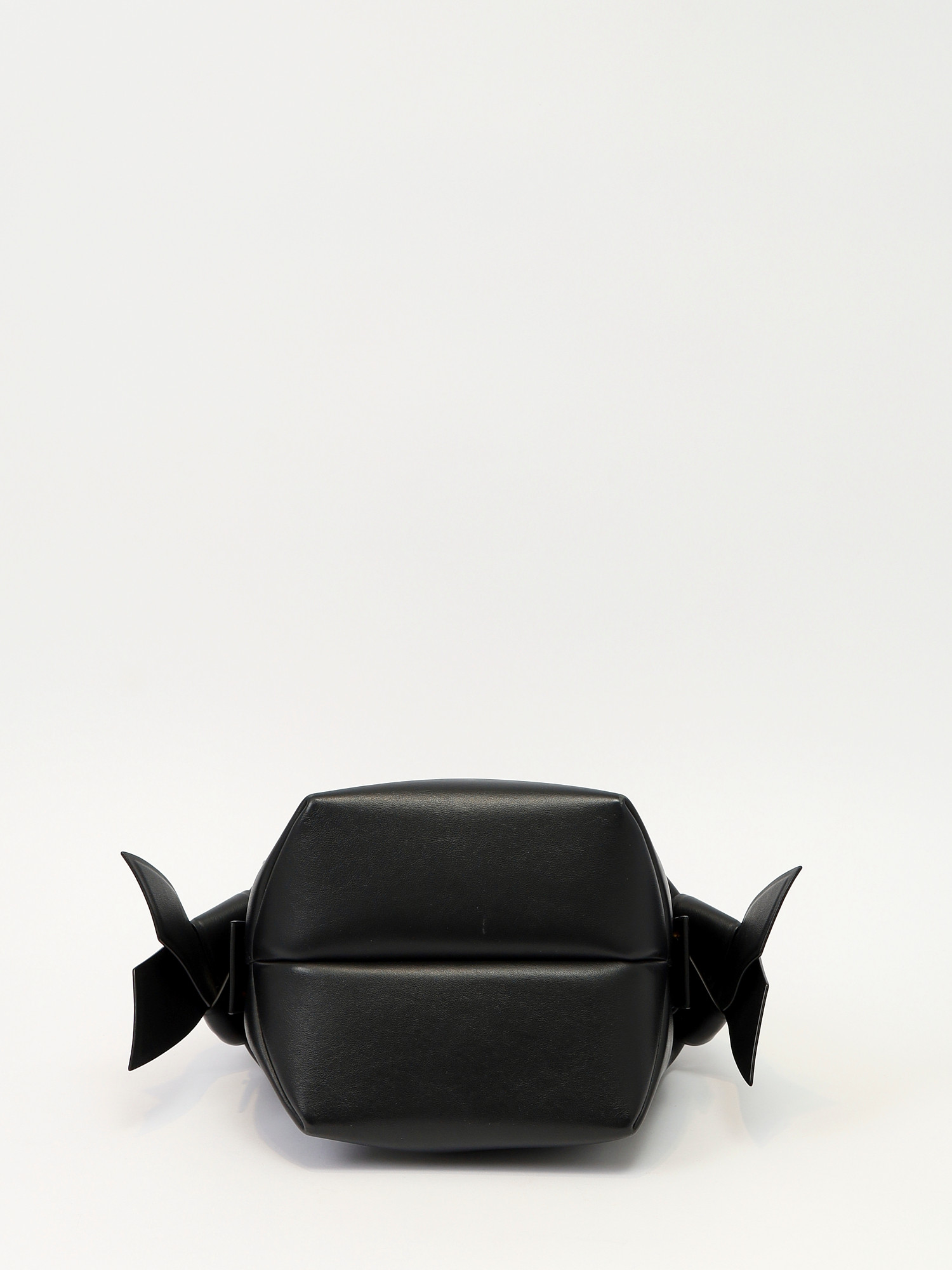 Сумки Acne Studios Musubi  изображение #9