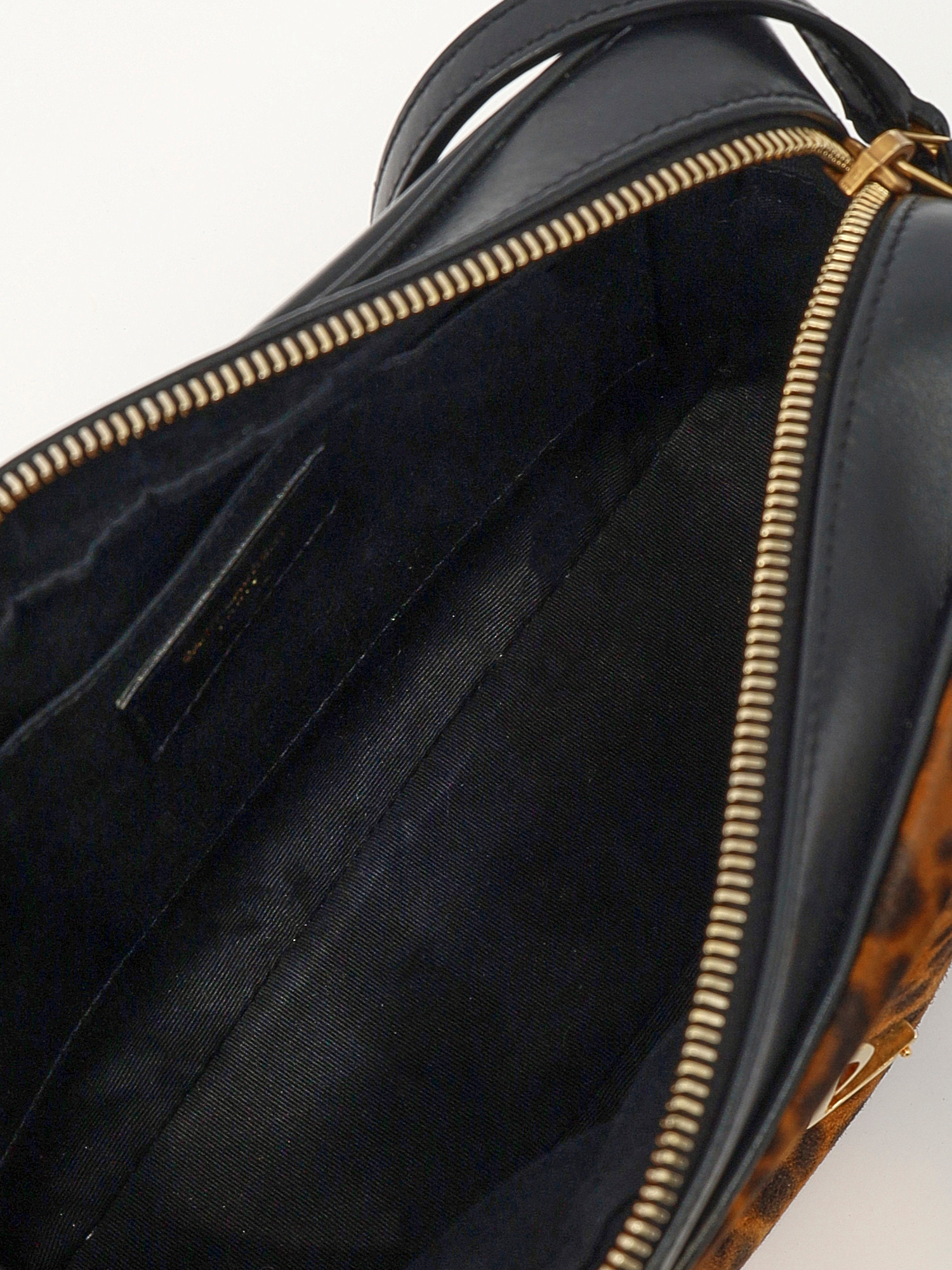 Сумки Saint Laurent Lou изображение #11