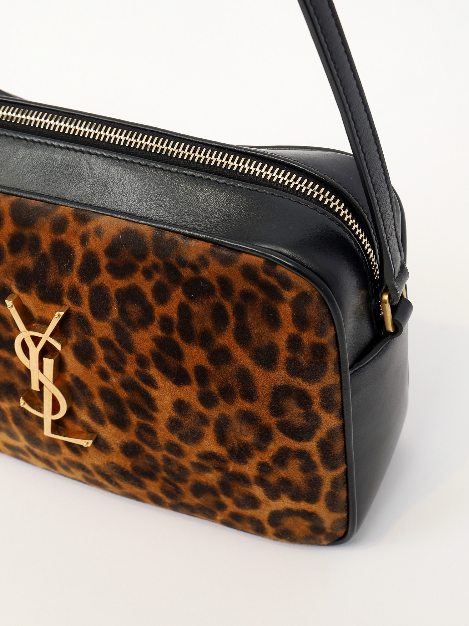 Сумки Saint Laurent Lou изображение #8
