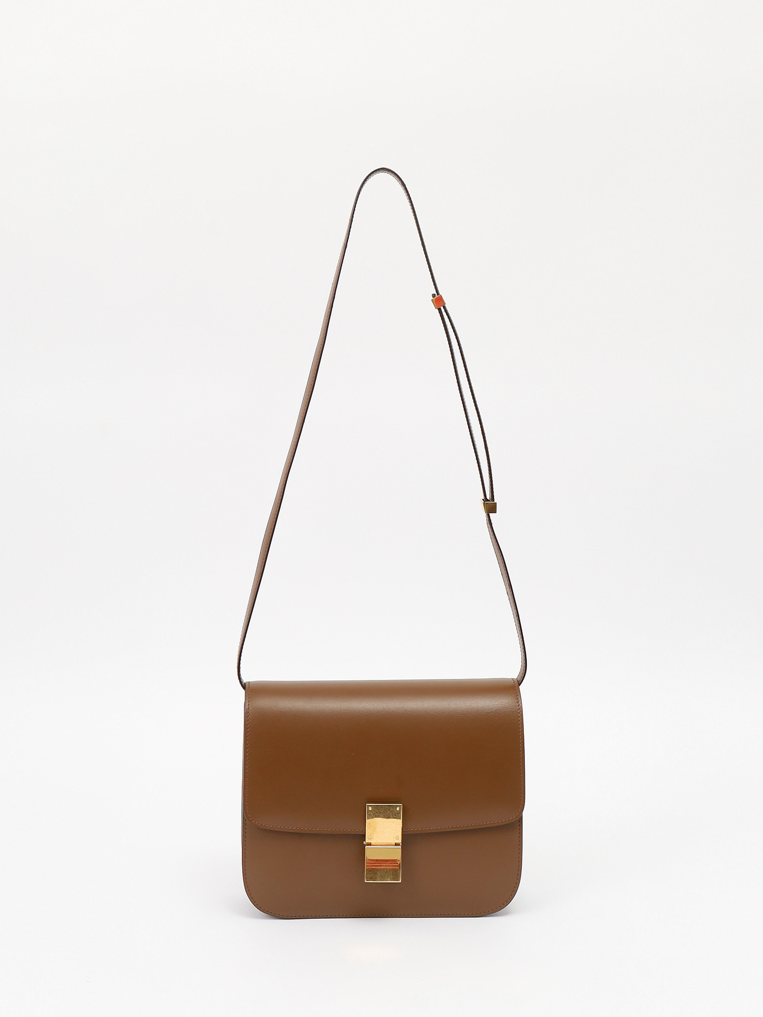 Celine Classic  5