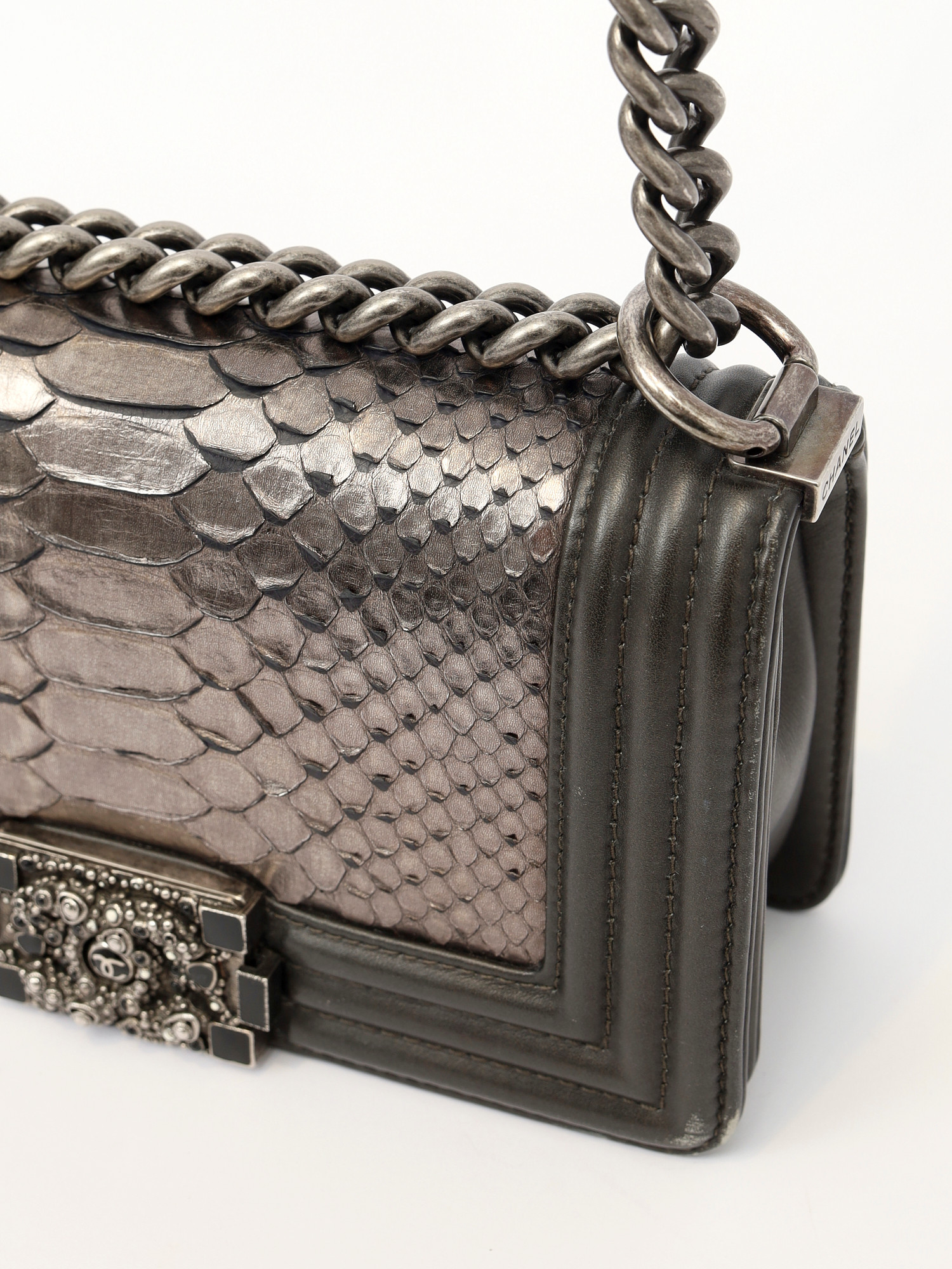 Сумки Chanel Boy  изображение #8