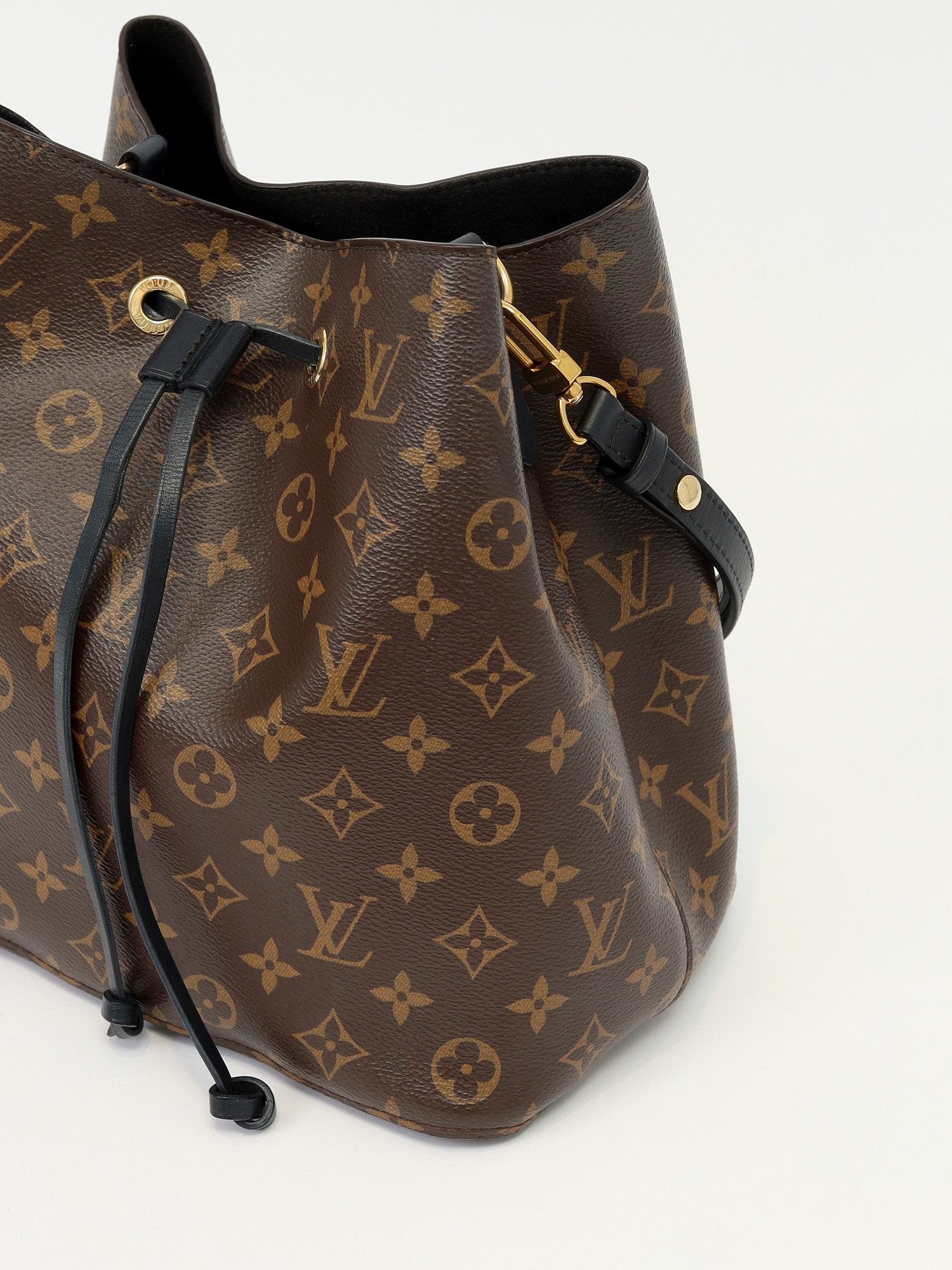 Сумки Louis Vuitton NoeNoe изображение #9