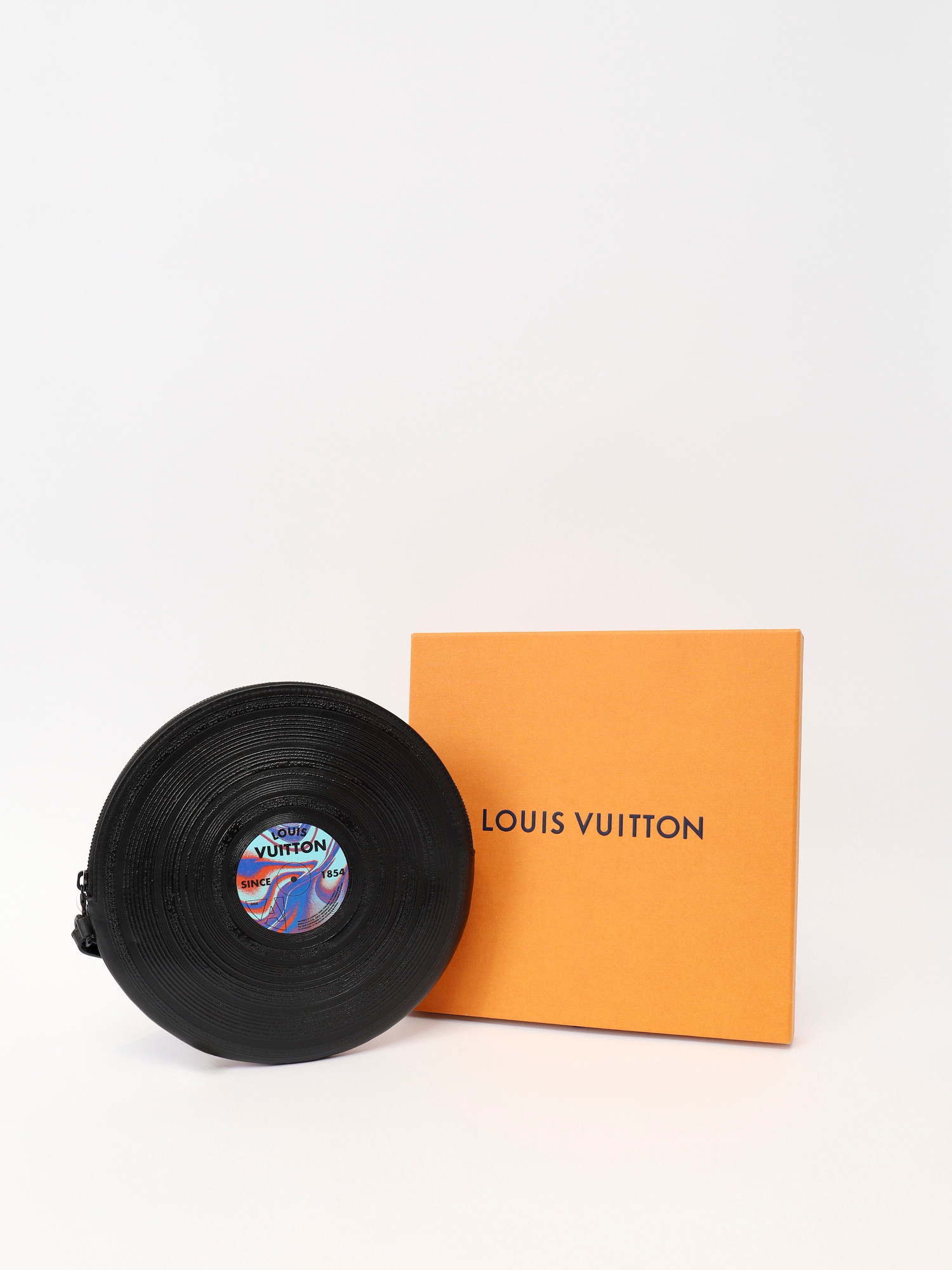 Сумки Louis Vuitton Disc Pouch изображение #5