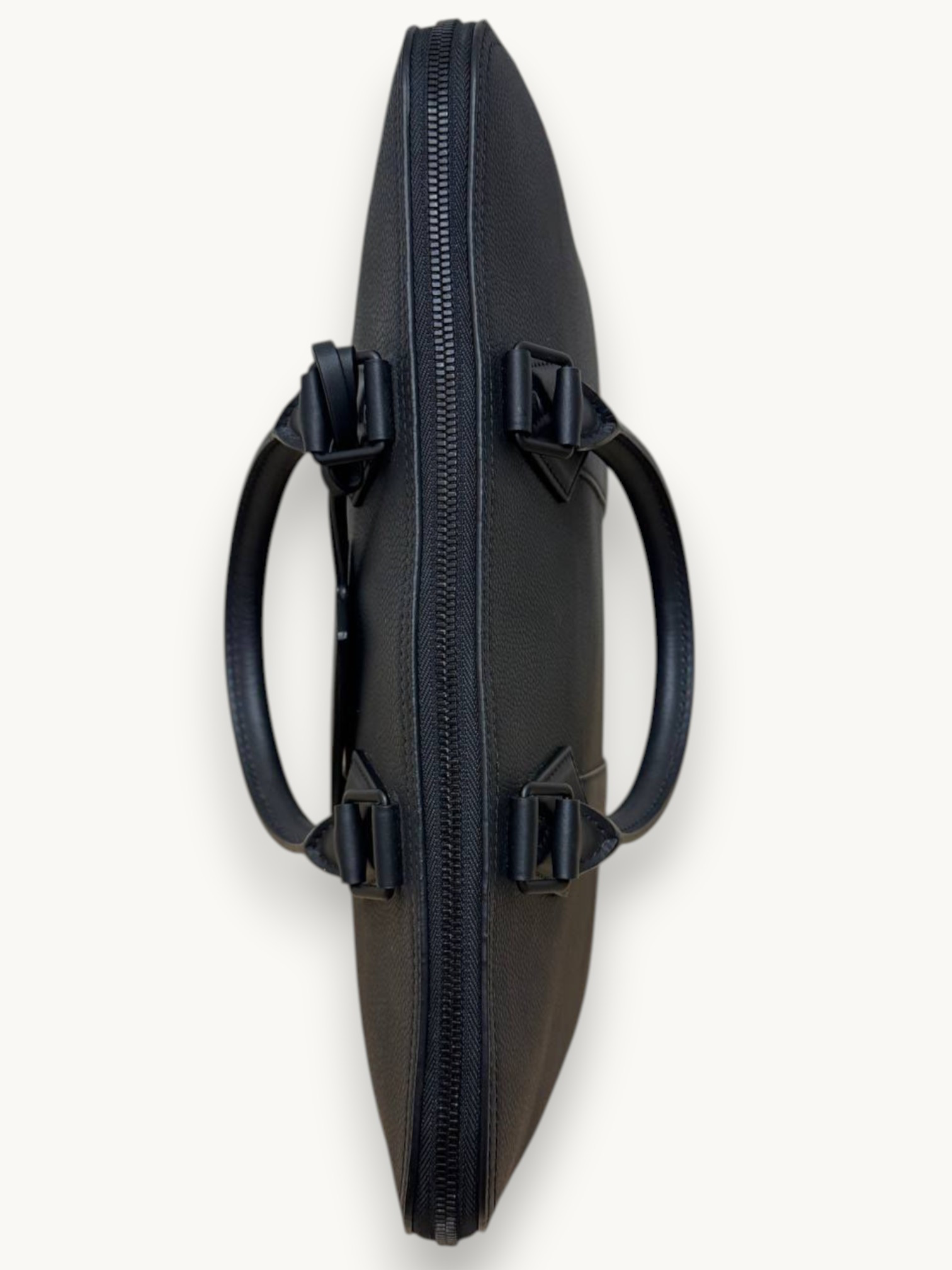 Сумки Louis Vuitton Takeoff  изображение #6