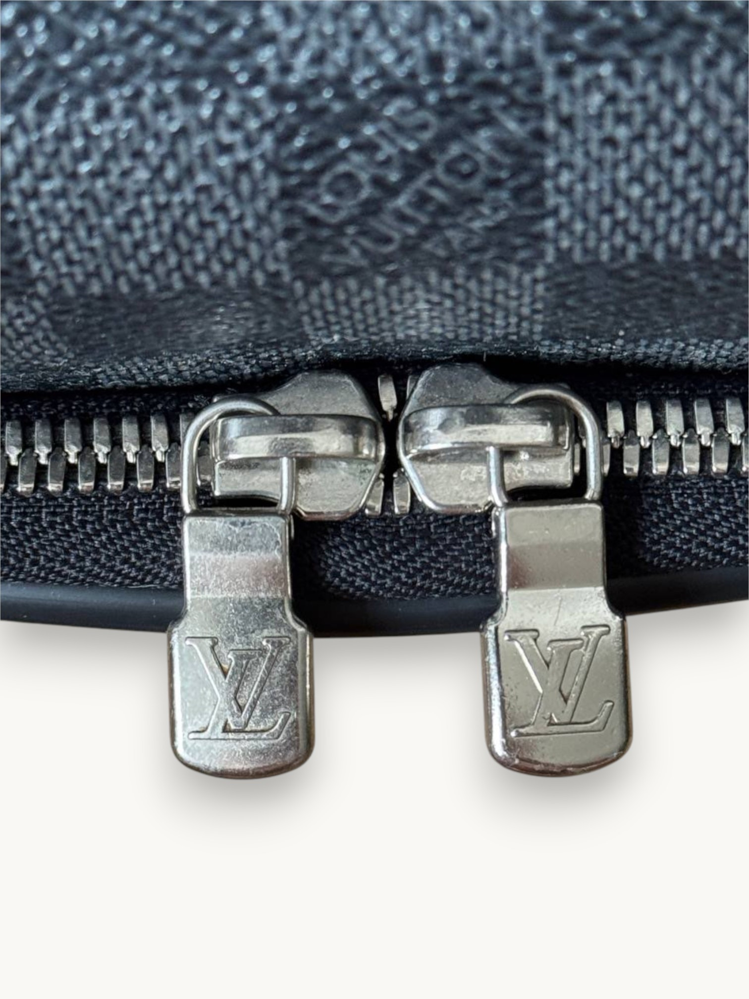 Сумки Louis Vuitton Icare изображение #9