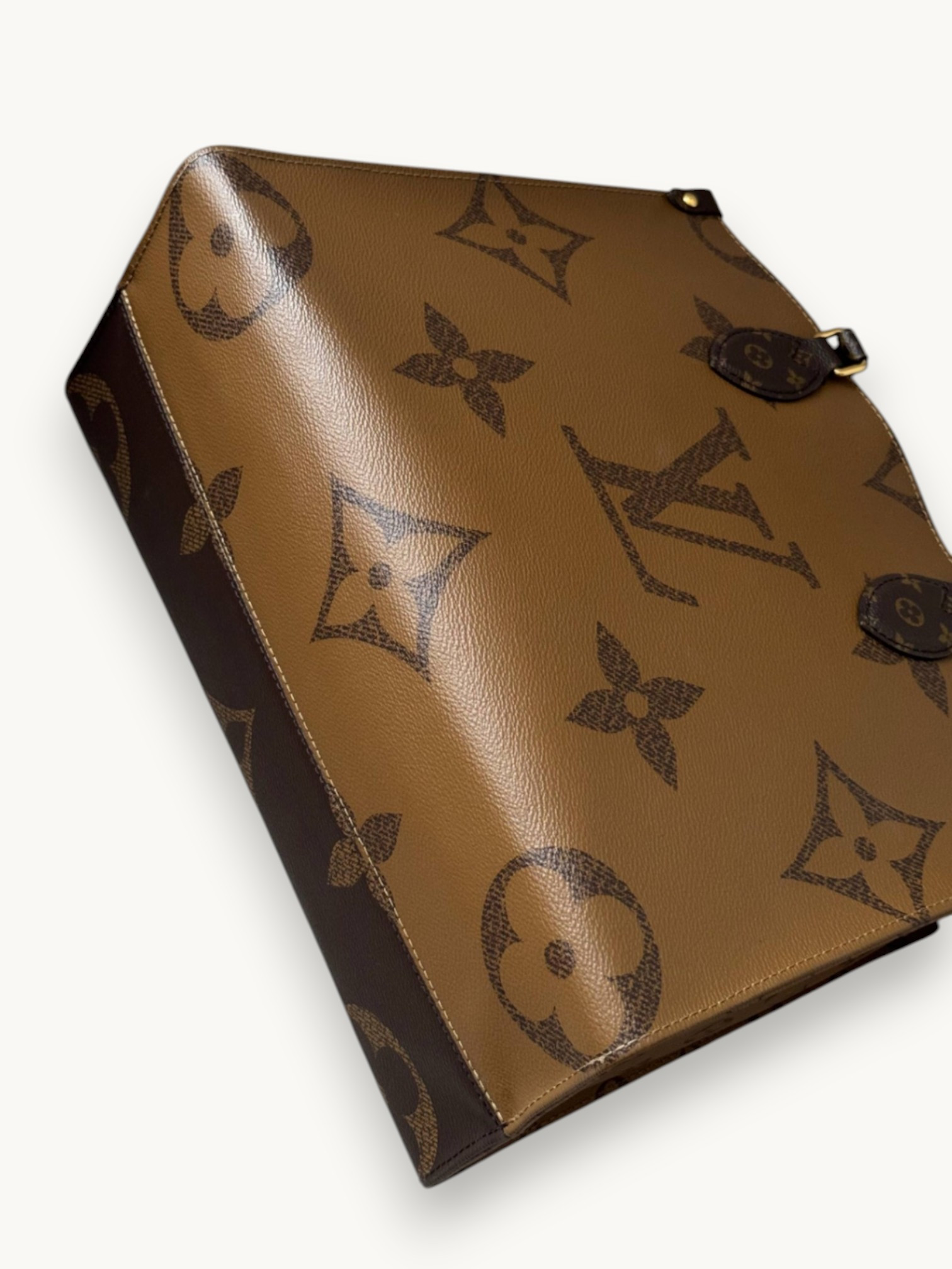 Сумки Louis Vuitton OnTheGo  изображение #8