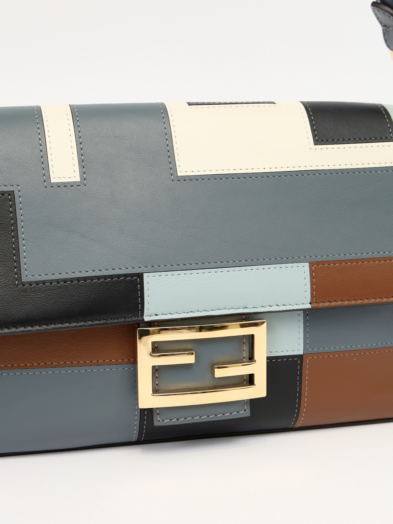 Сумки Fendi Baguette изображение #6