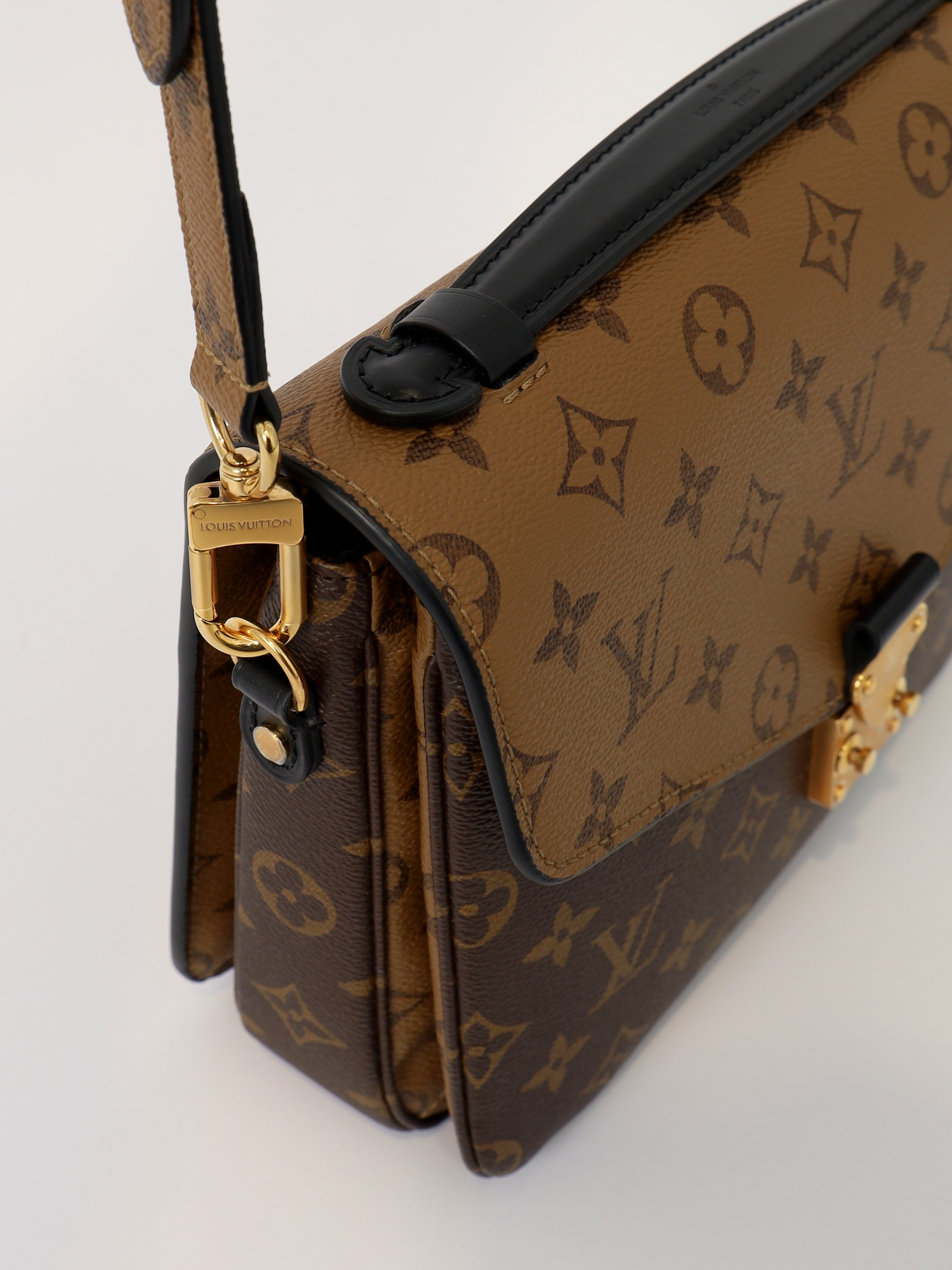Сумки Louis Vuitton Pochette Metis  изображение #7