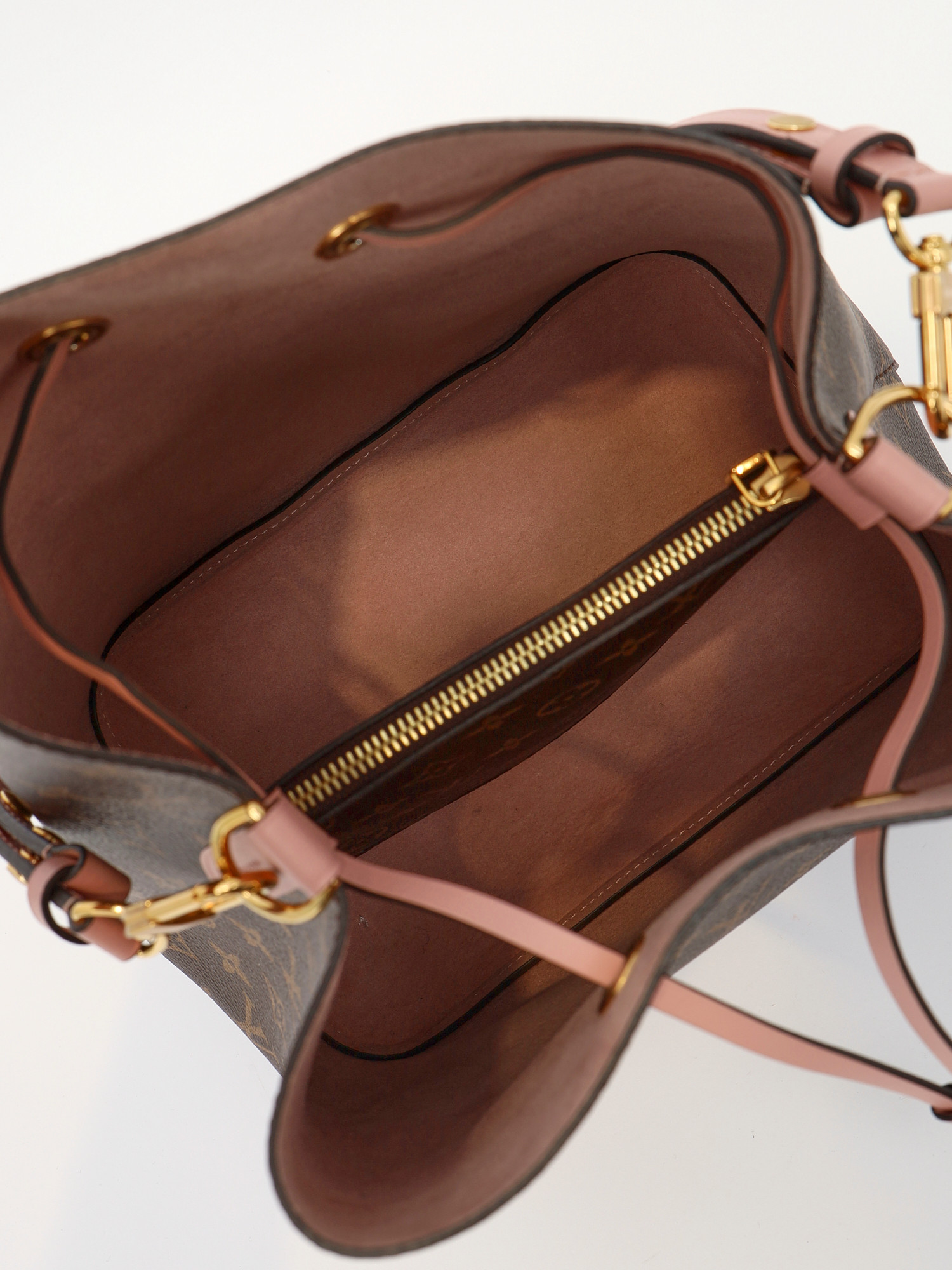Сумки Louis Vuitton NeoNoe изображение #10
