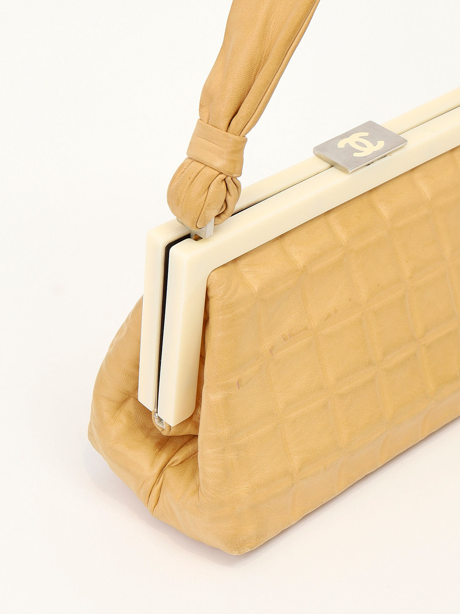 Сумки Chanel Chocolate Bar изображение #6