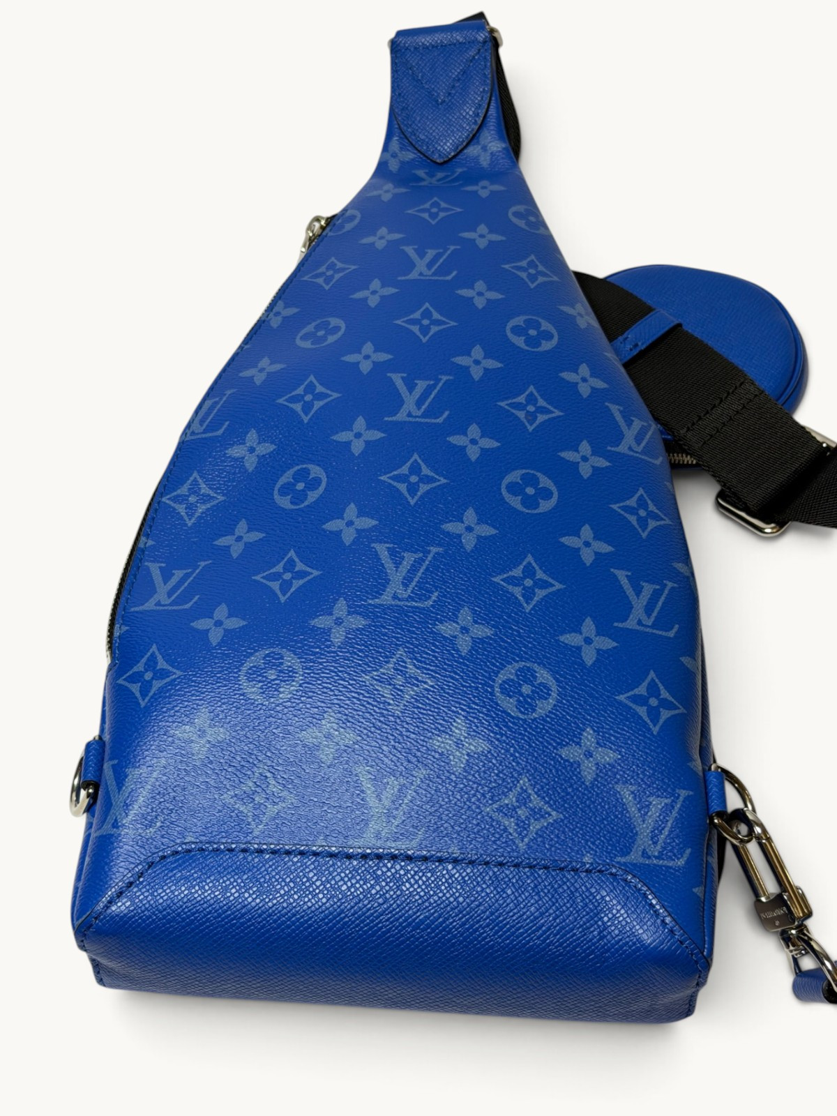 Сумки Louis Vuitton Duo Sling  изображение #7