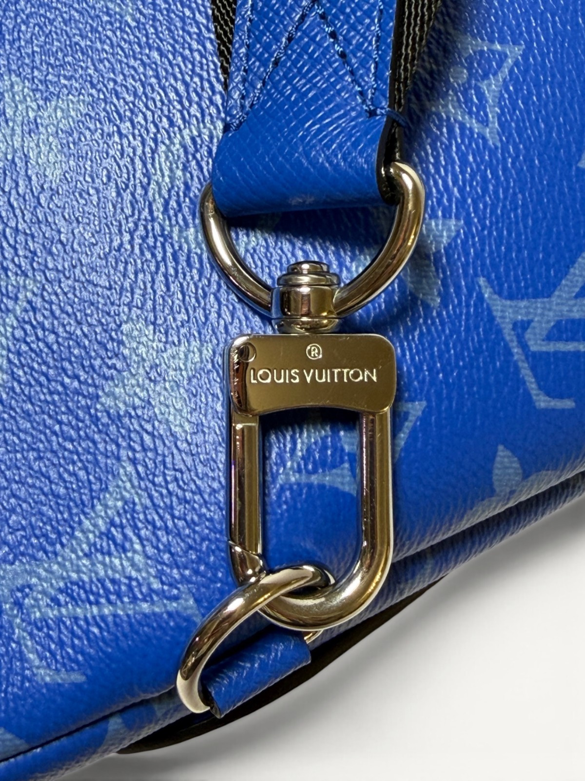 Сумки Louis Vuitton Duo Sling  изображение #8