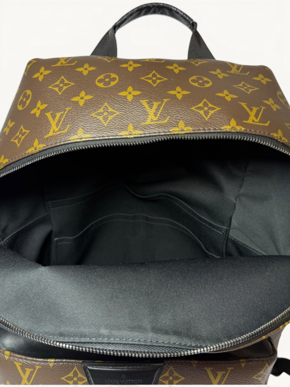 Сумки Louis Vuitton Discovery  изображение #8