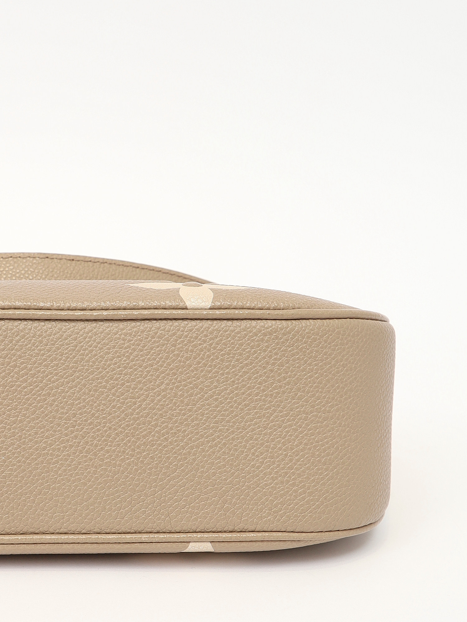 Сумки Louis Vuitton Bagatelle  изображение #9