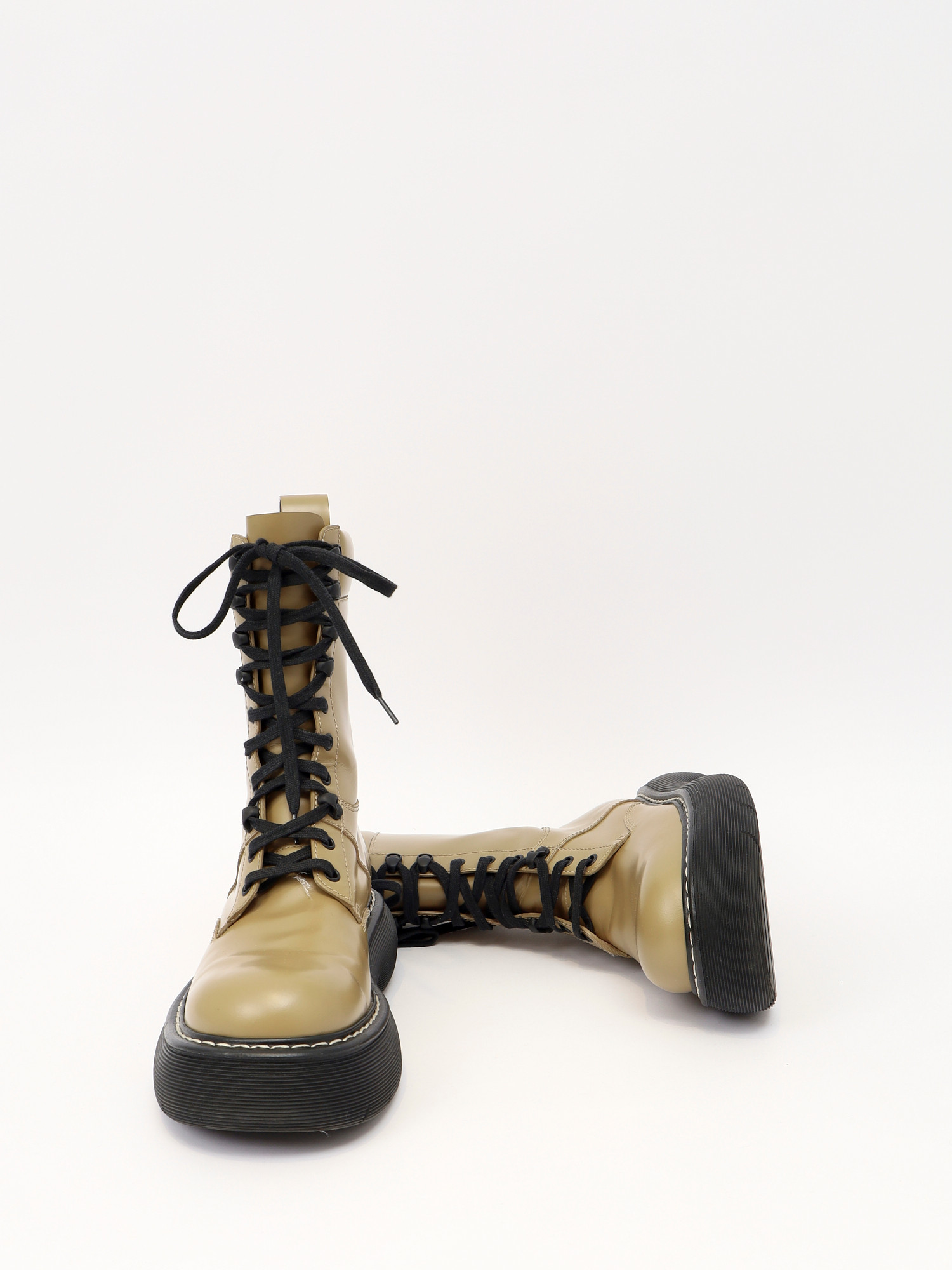 Bottega Veneta Bounce 39 5